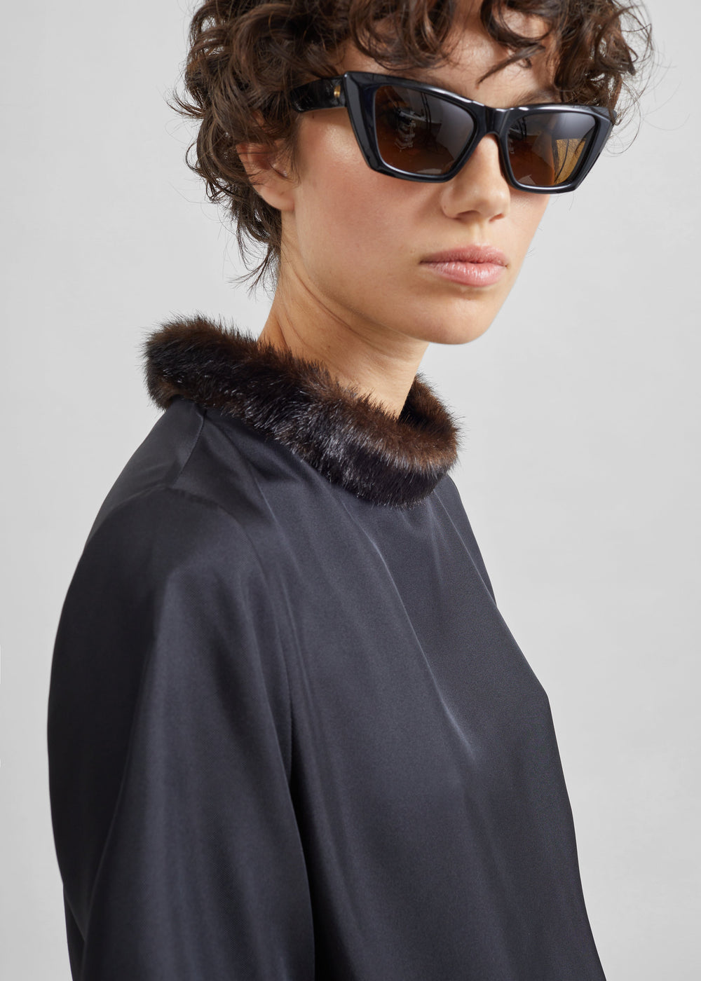 Loulou de Saison Dana Faux Fur Collar Top - Black/Grizzly - 1