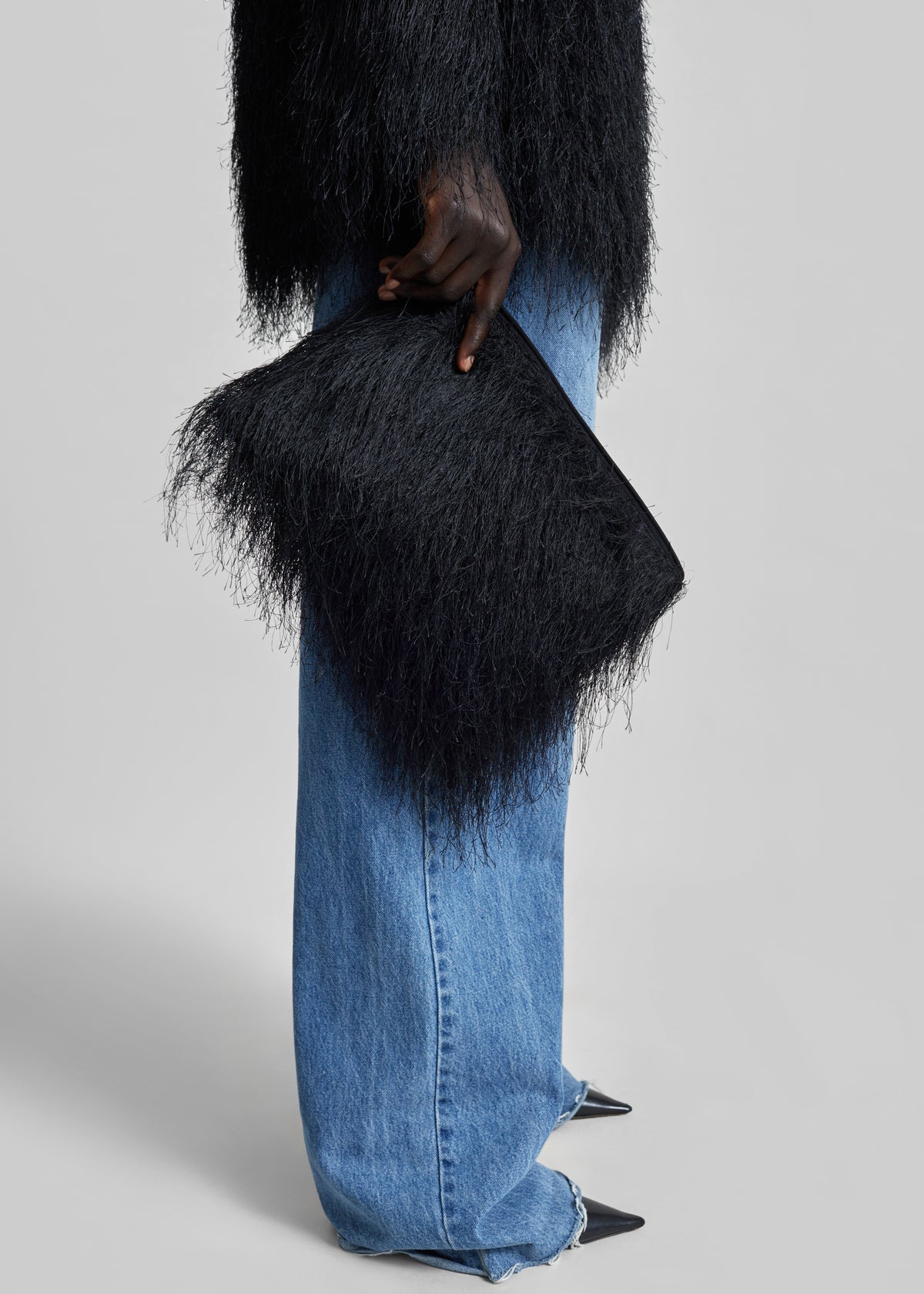 Loulou De Saison Evano Fringed Clutch - Black - 3