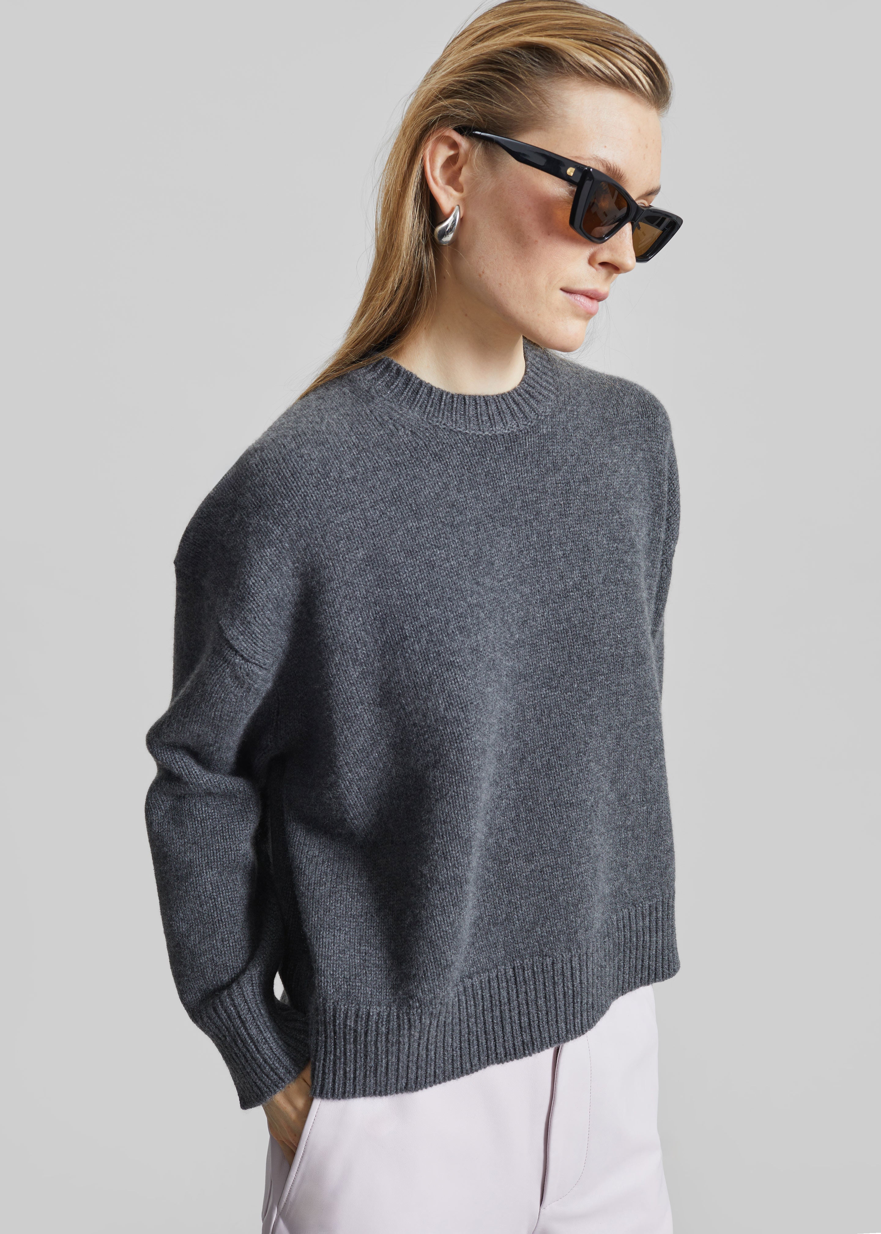 Loulou de Saison Pia Oversized Cashmere Sweater - Anthracite Melange - 1