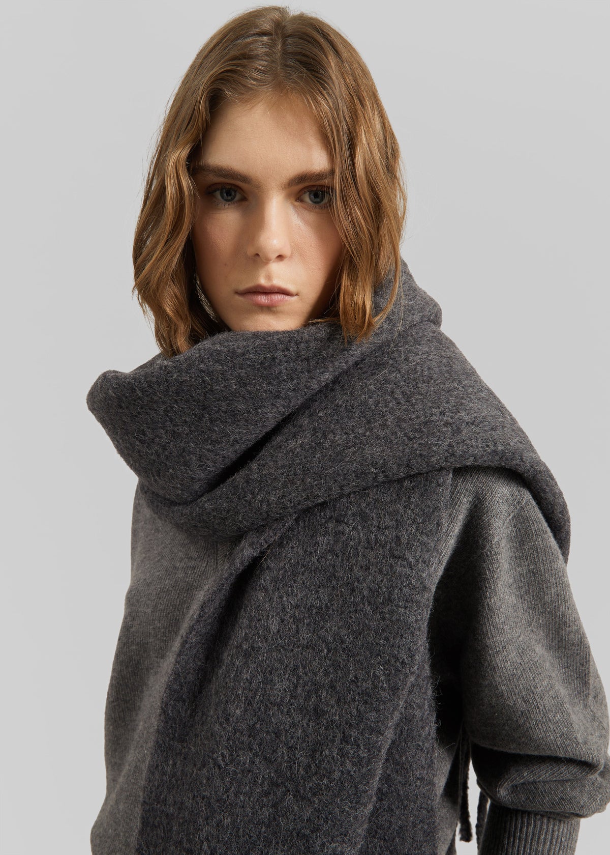 Loulou de Saison Santo Large Soft Scarf - Anthracite Melange - 3