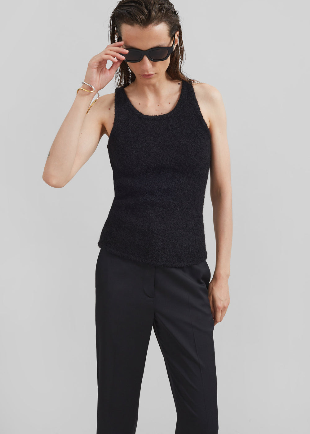 Low Classic Fluffy Sleeveless Knit Top - Black