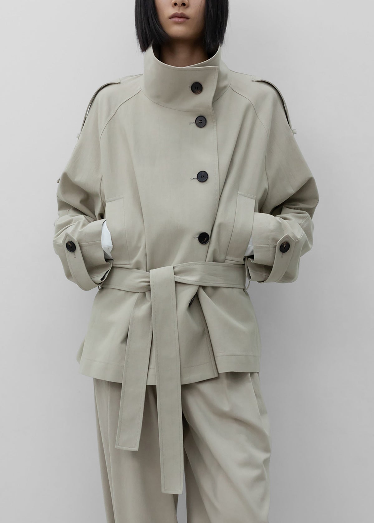 Low Classic Low Waisted Cotton Jacket - Beige
