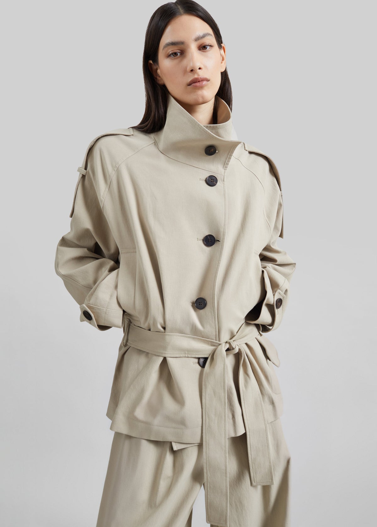 Low Classic Low Waisted Cotton Jacket - Beige