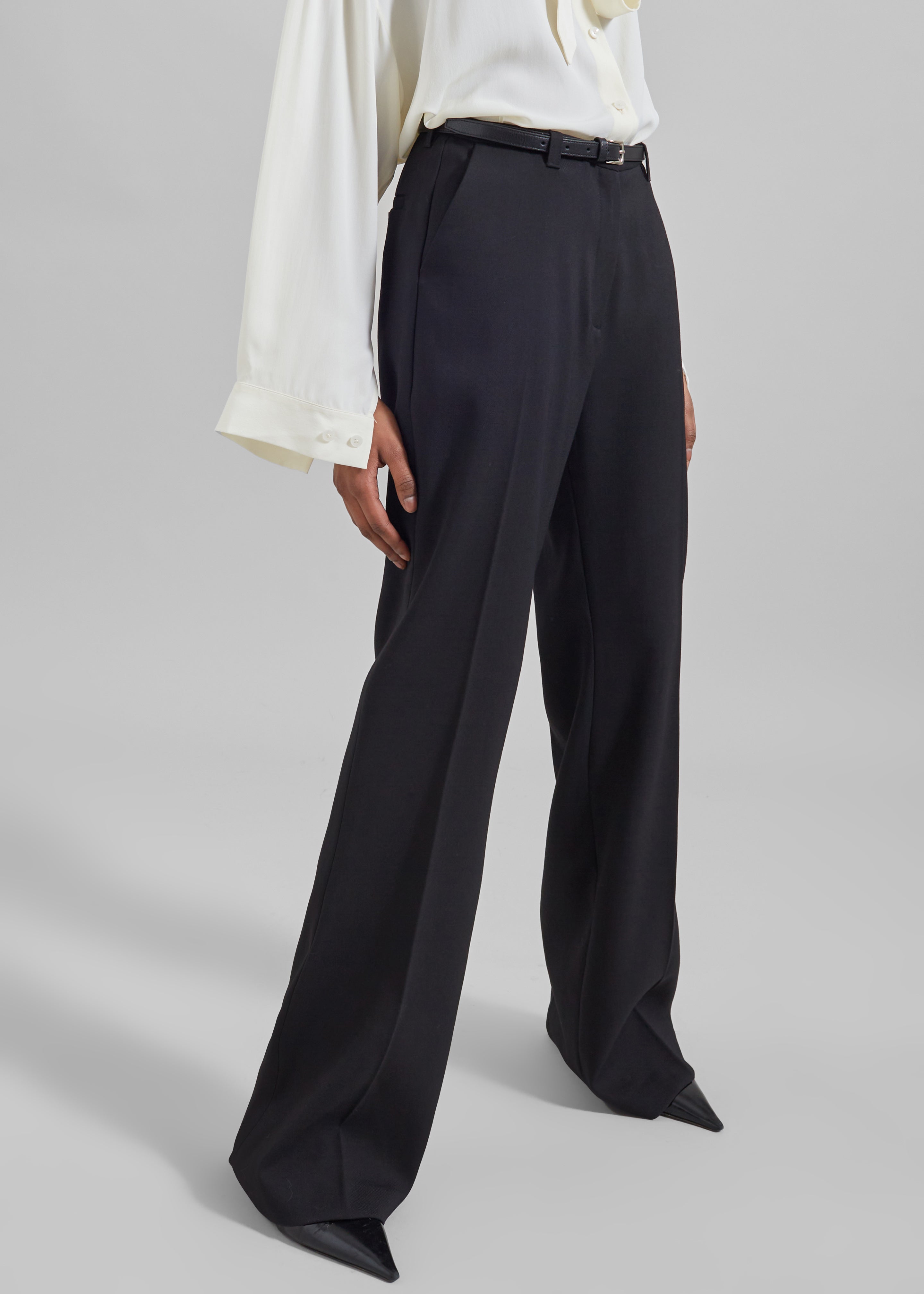 Lyra Flared Pants - Black - 7