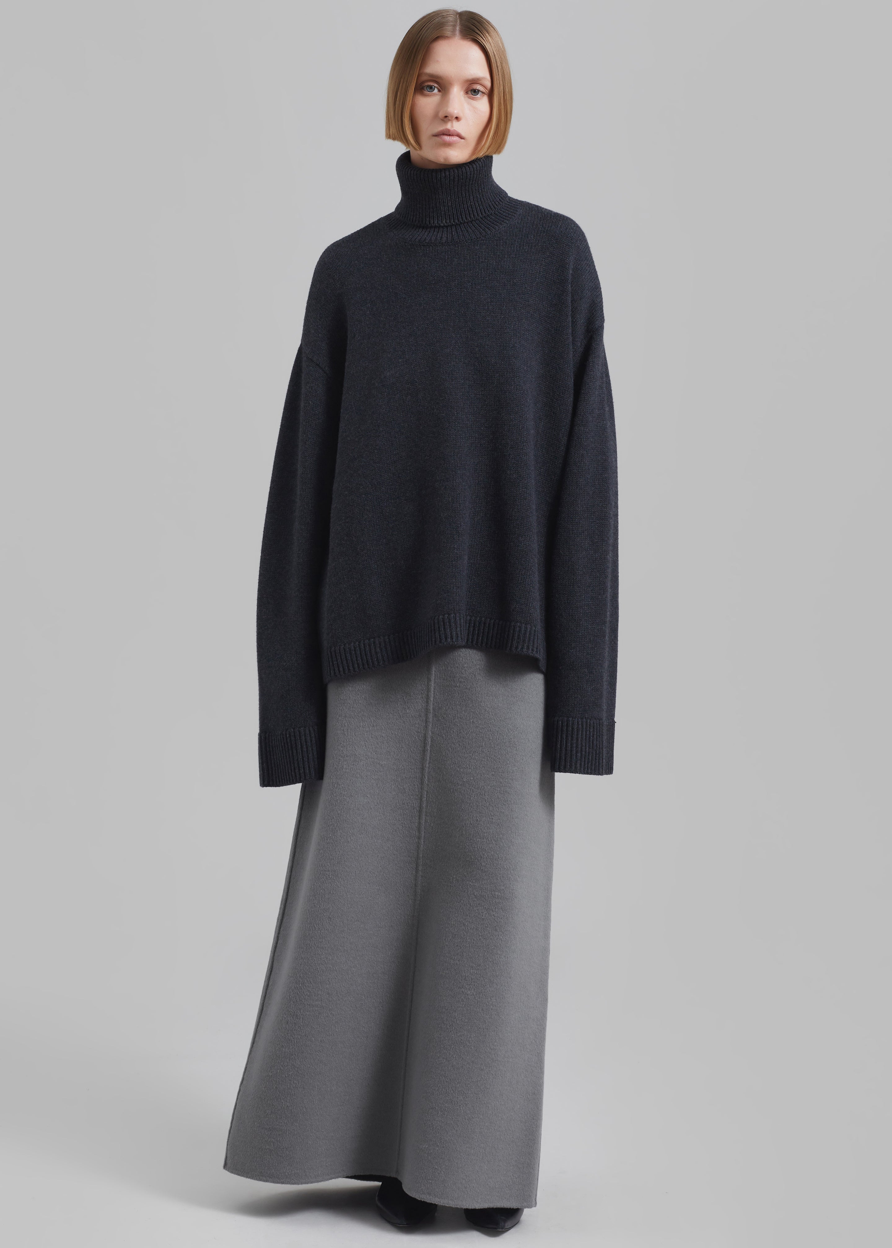 Malvo Long Wool Pencil Skirt - Grey – Frankie Shop Europe