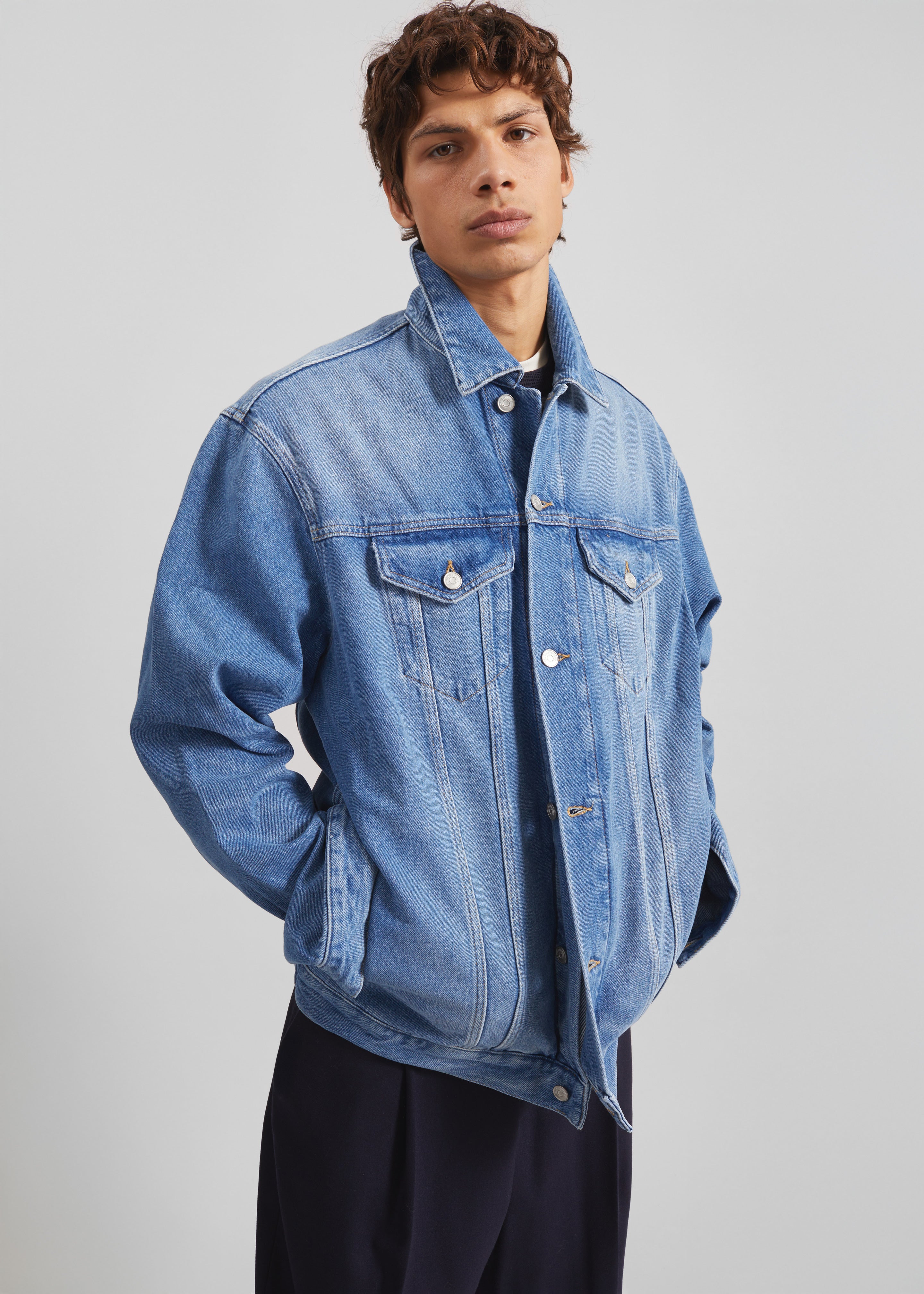 Marden Denim Jacket - Medium Wash – The Frankie Shop Europe