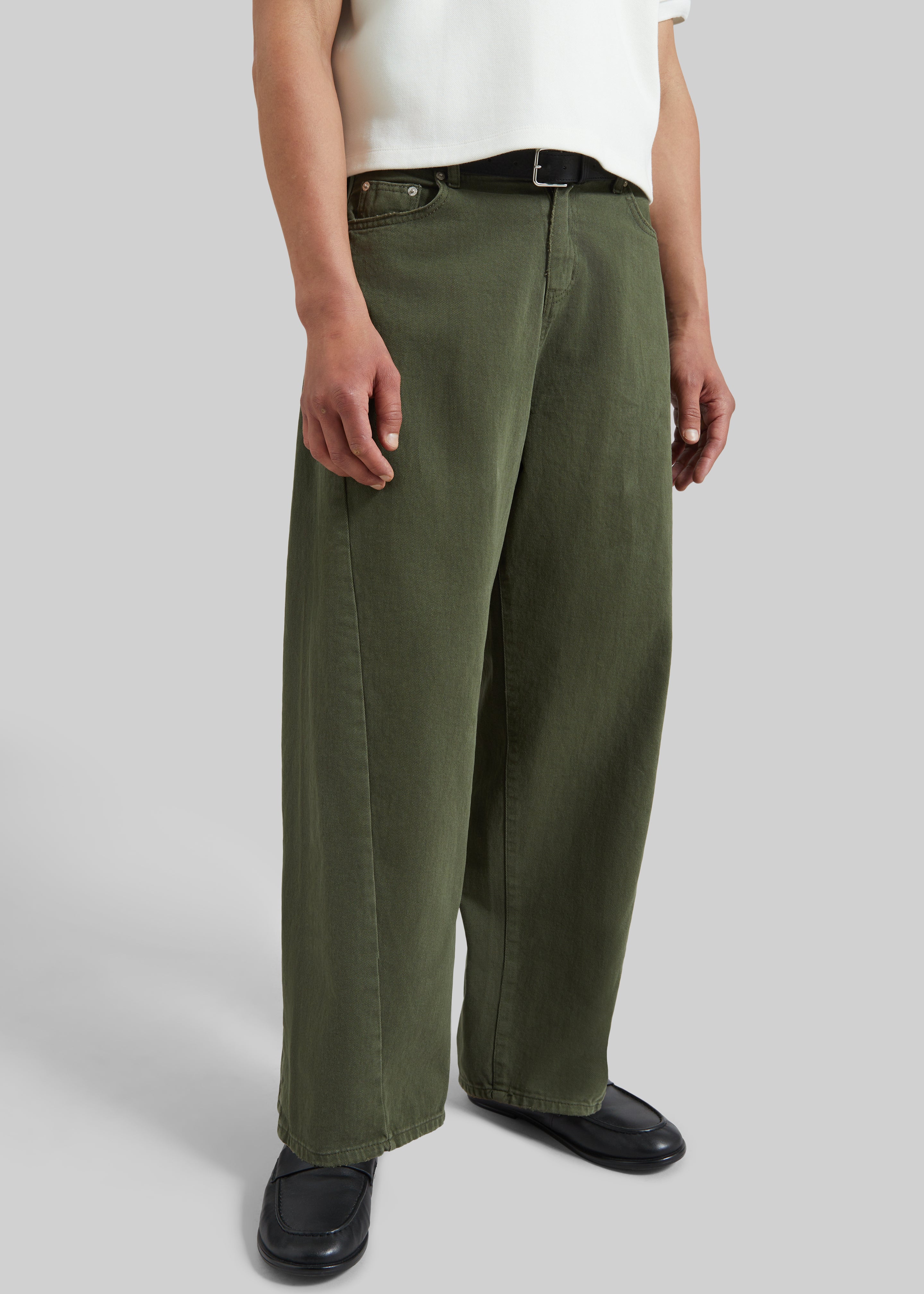Mareil Barrel Leg Jeans - Olive - 4