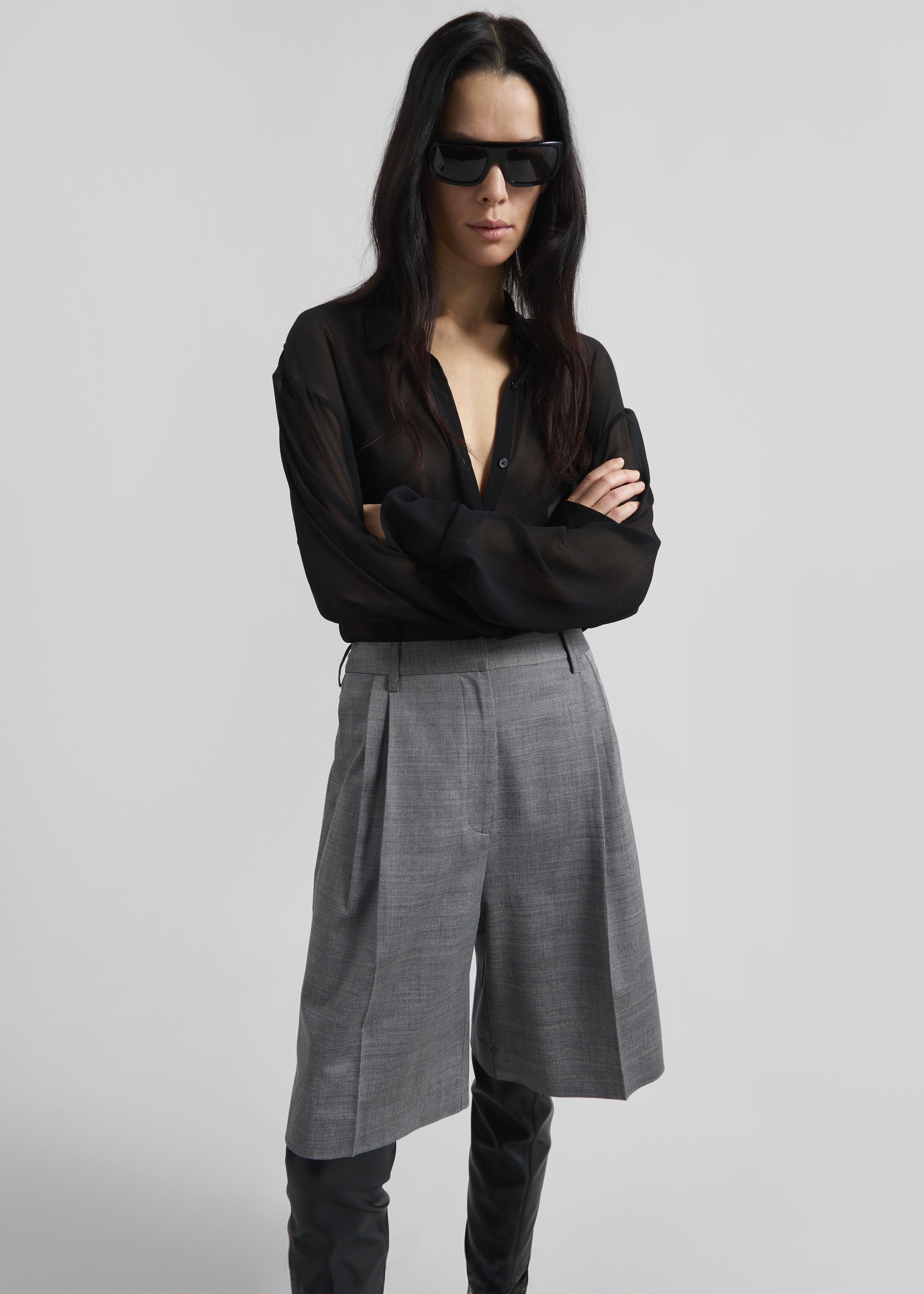 Marfa Pleated Bermuda Shorts - Grey Melange - 5