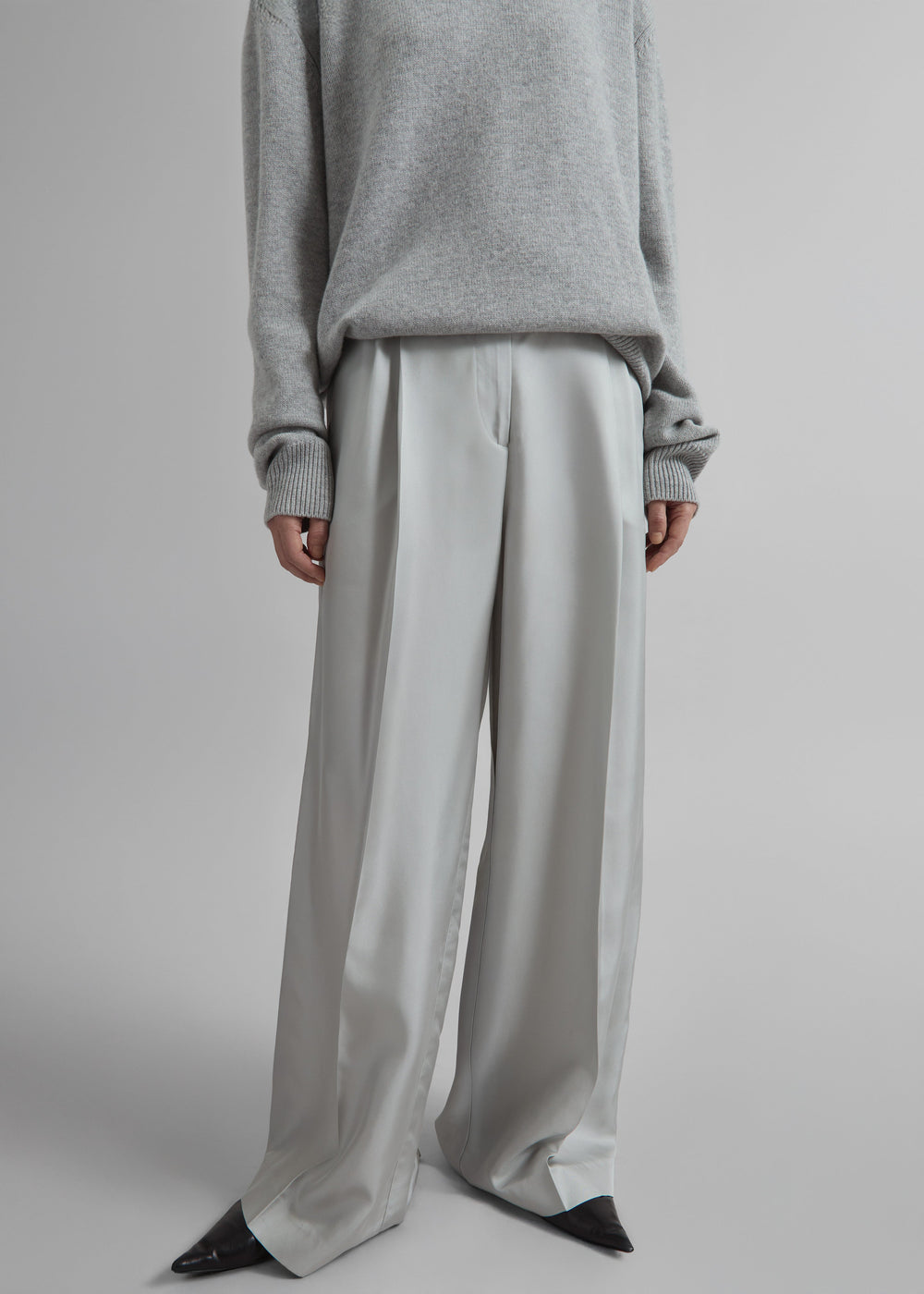 Marfa Pleated Silk Trousers - Grey