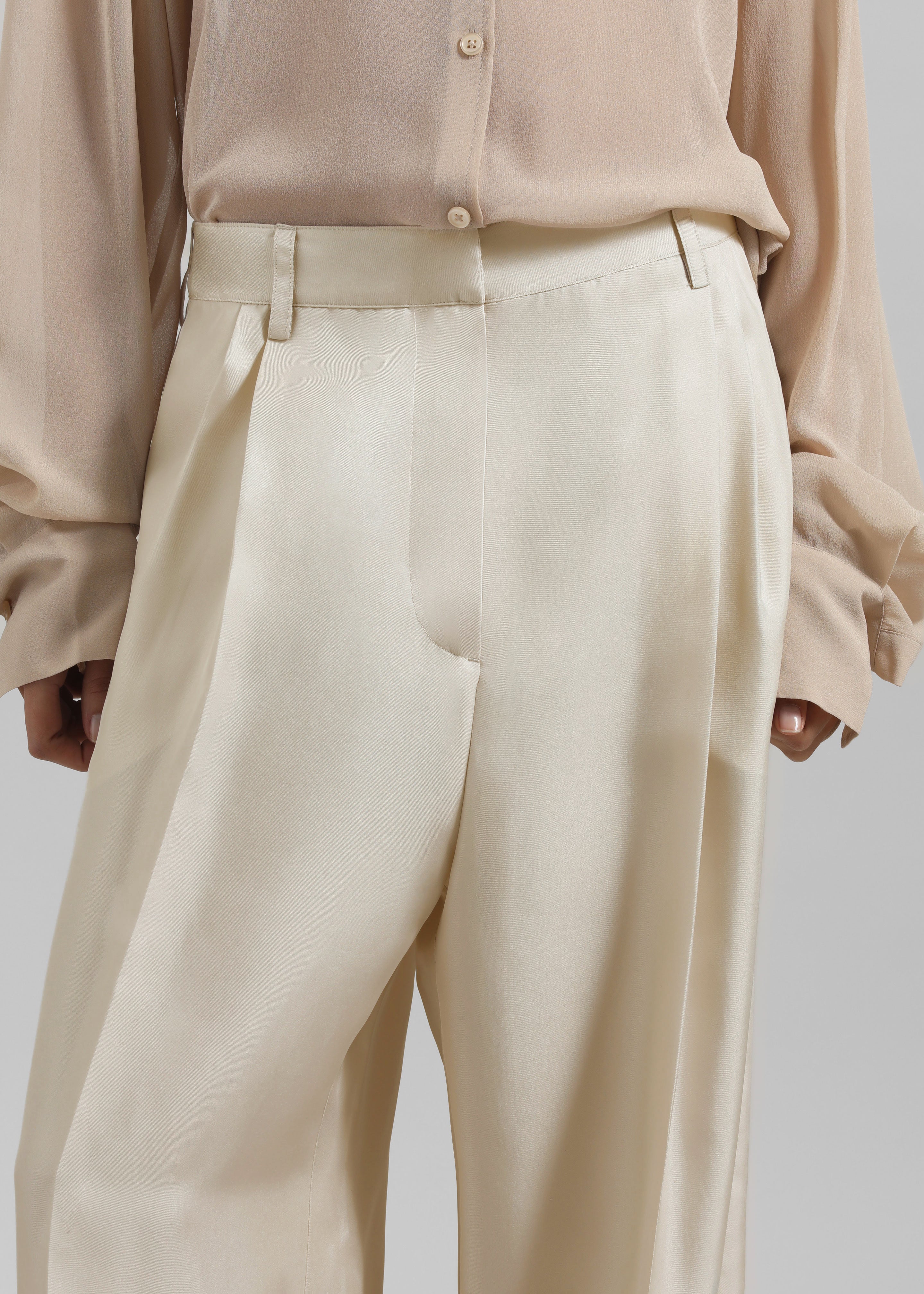 Marfa Pleated Silk Trousers - Light Beige - 3