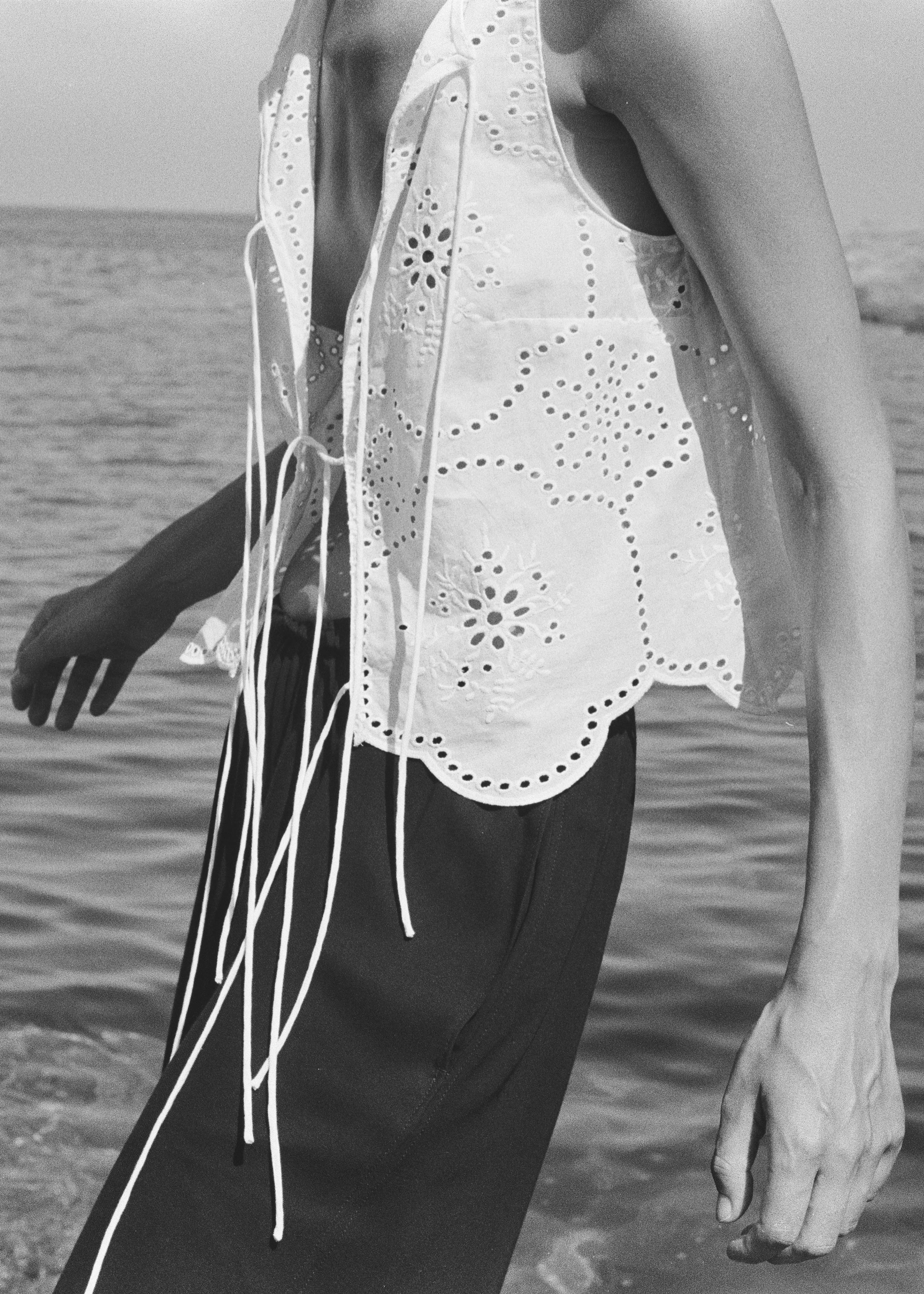 Matteau Broderie Tie Blouse - White - 6