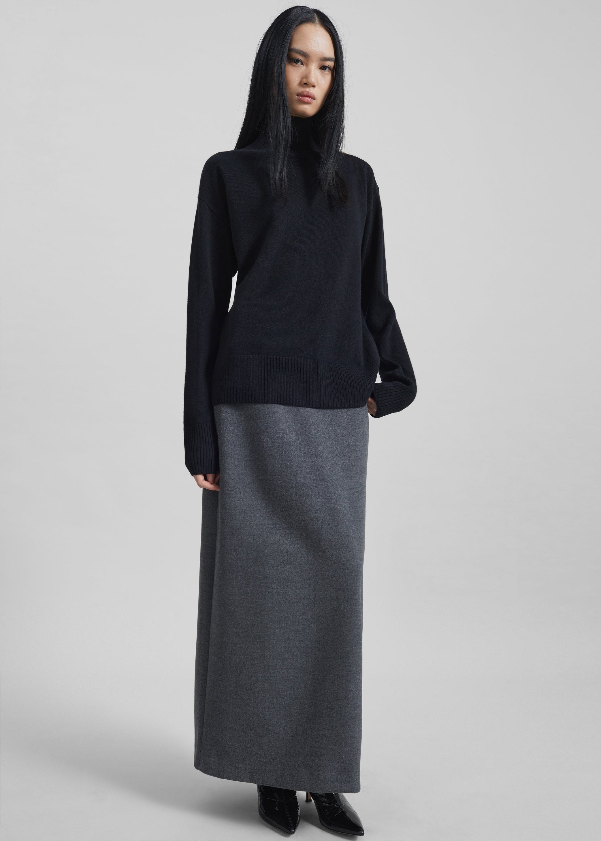 Shop the look image for Mauvilly Belted Pencil Skirt - Grey