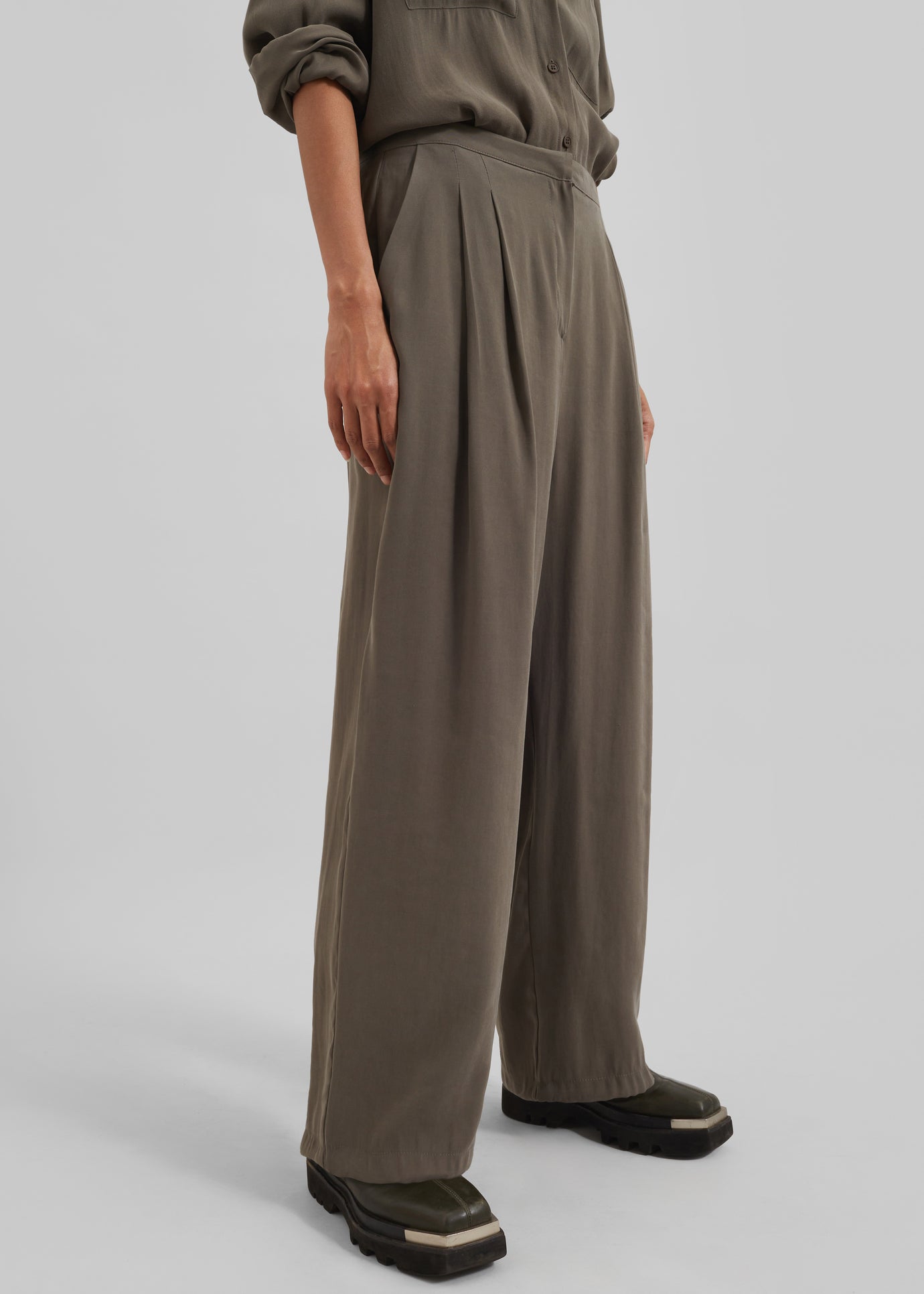 Meilen Pintuck Trousers - Olive - 1