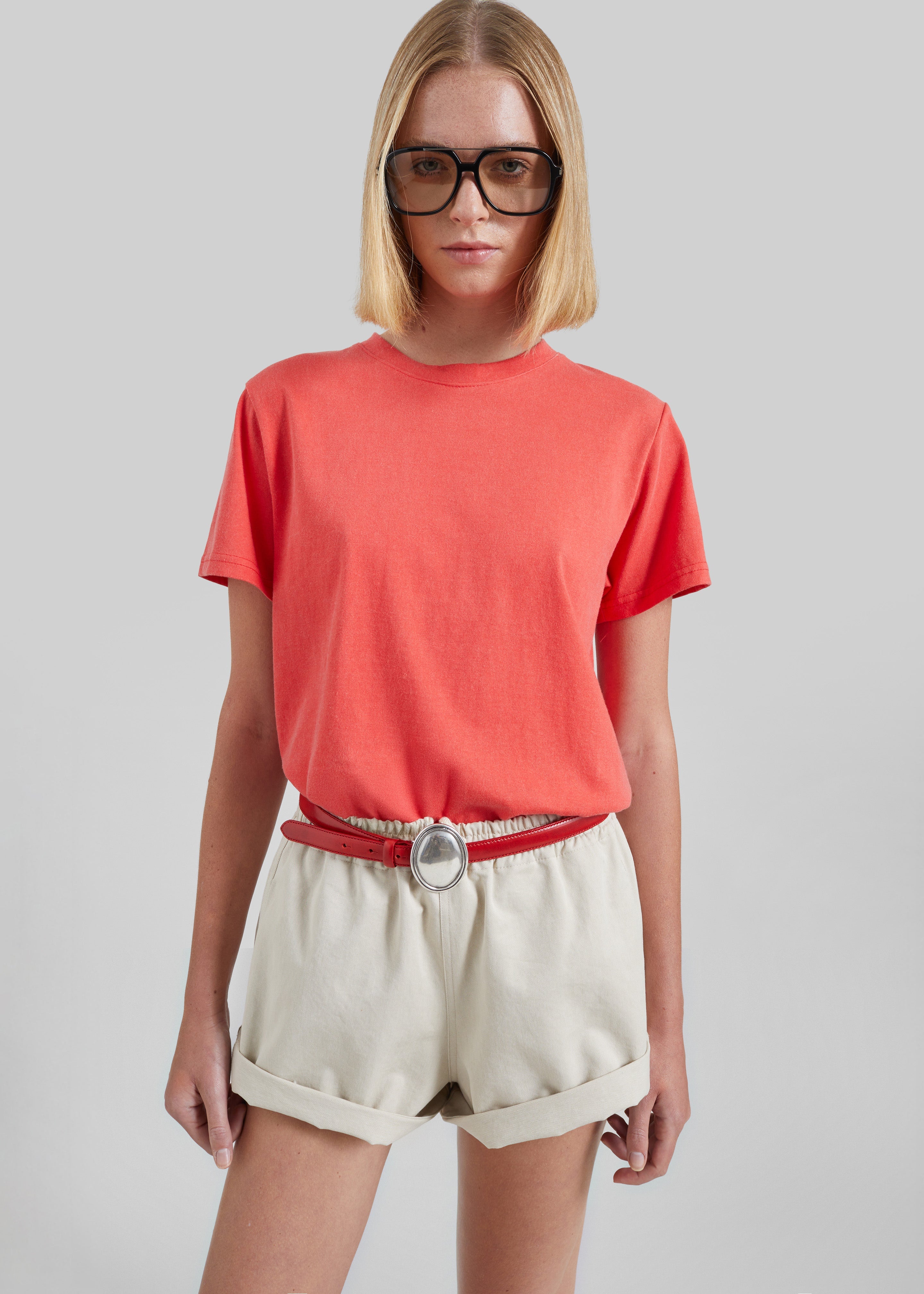 Meriot Simple Tee - Red - 3