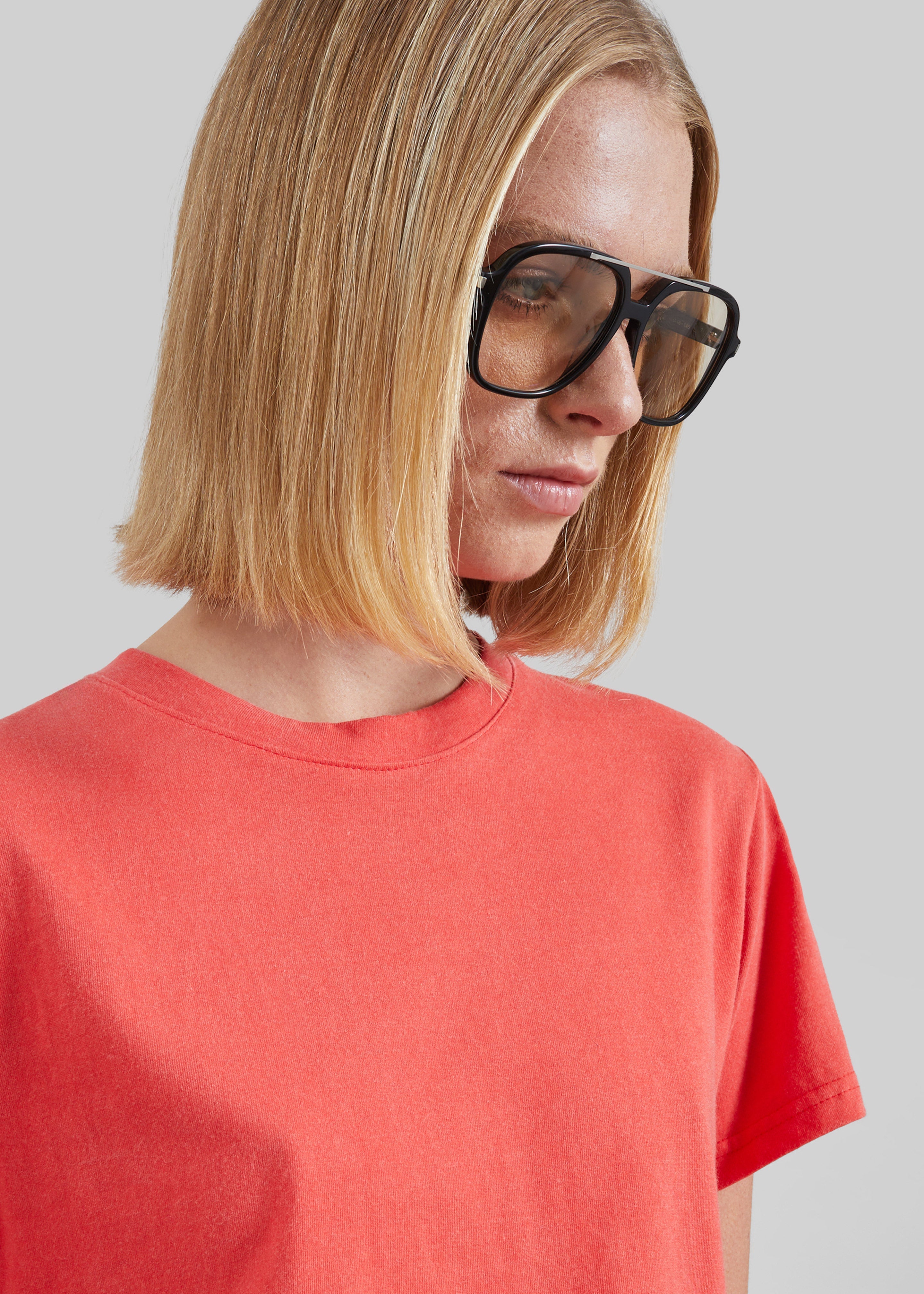 Meriot Simple Tee - Red - 2