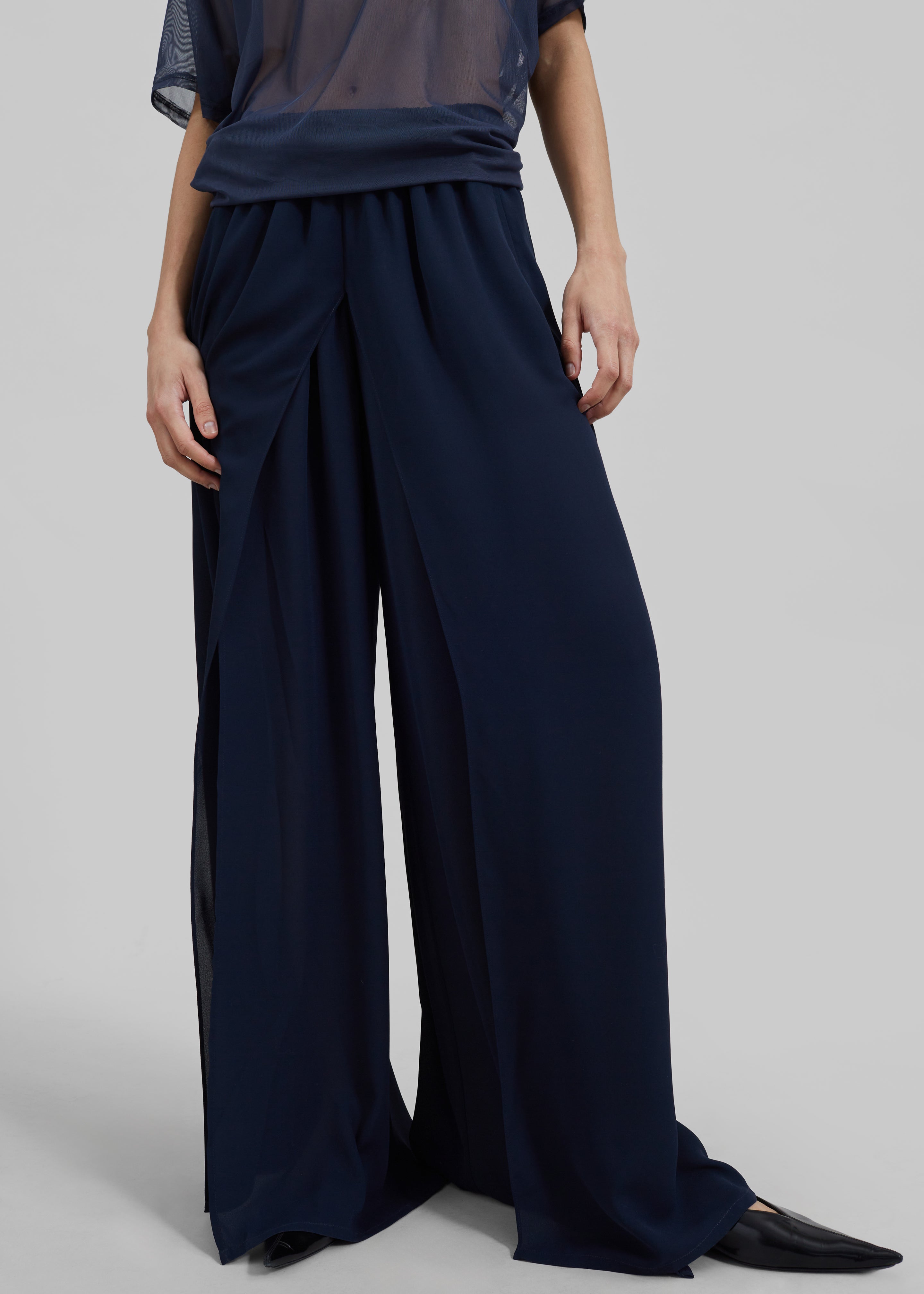 Merit Front Slit Pants - Dark Navy - 4