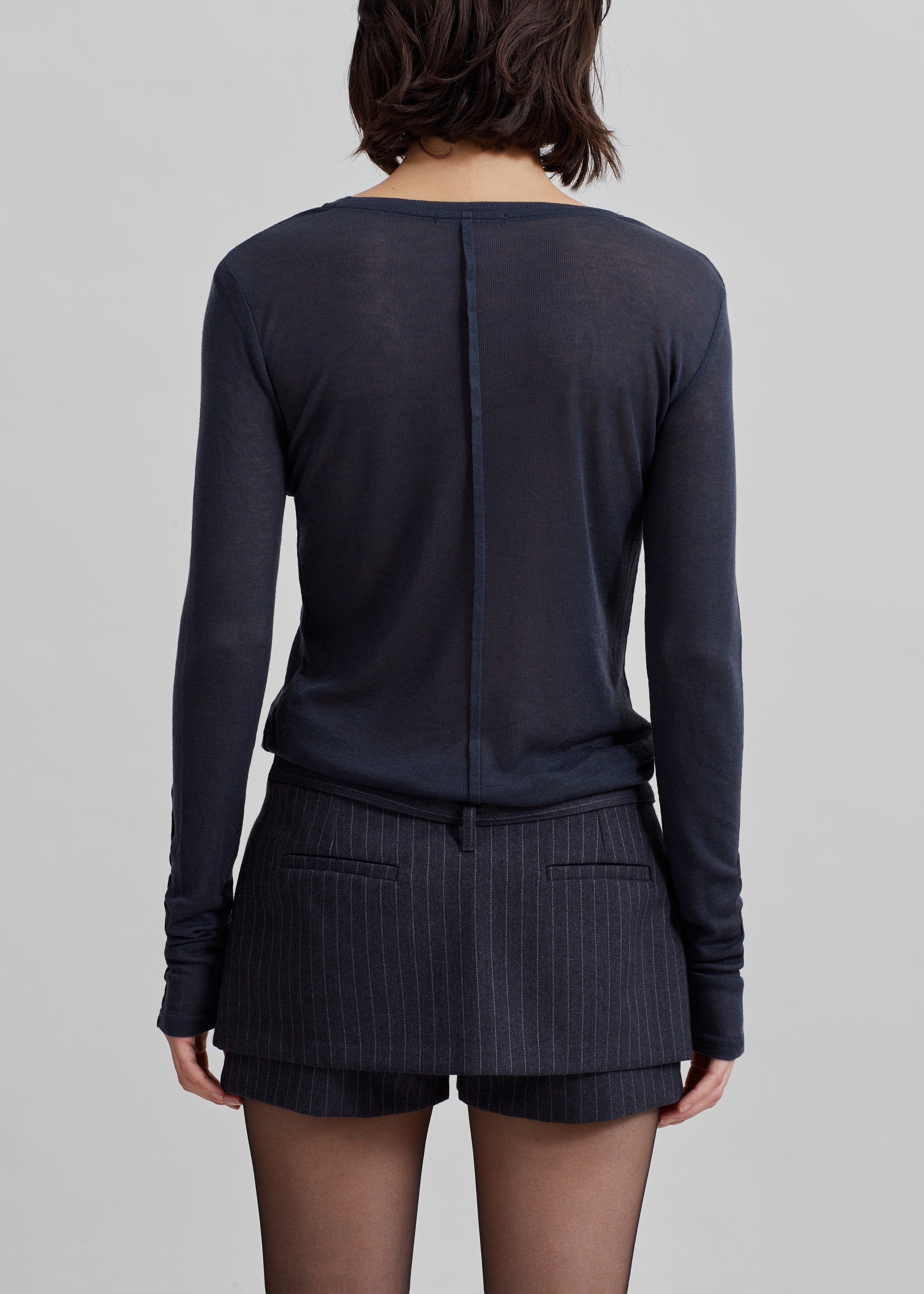 Mesa Sheer Long Sleeve Tee - Navy – The Frankie Shop Europe