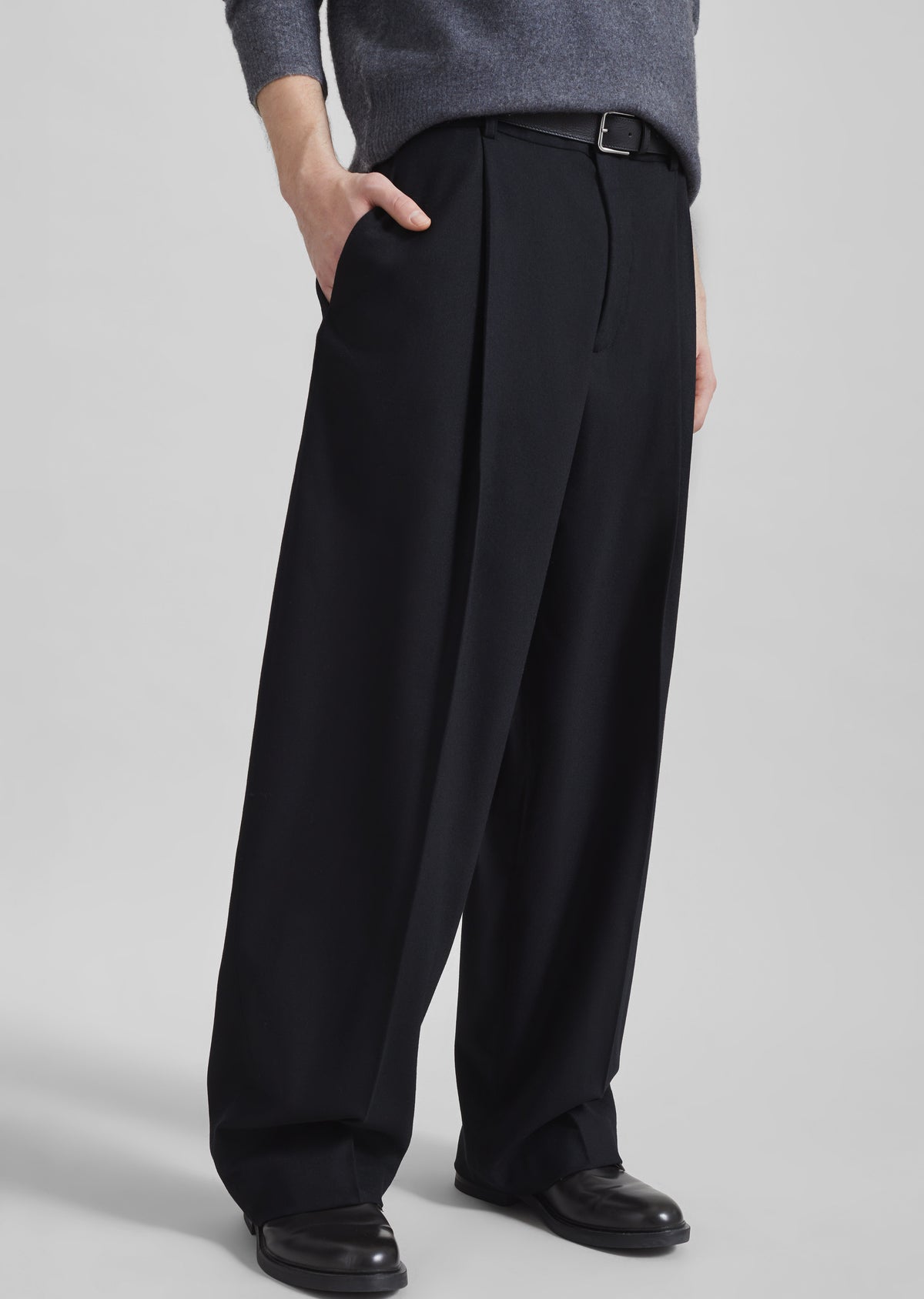 Milton Flannel Trousers - Black - 5
