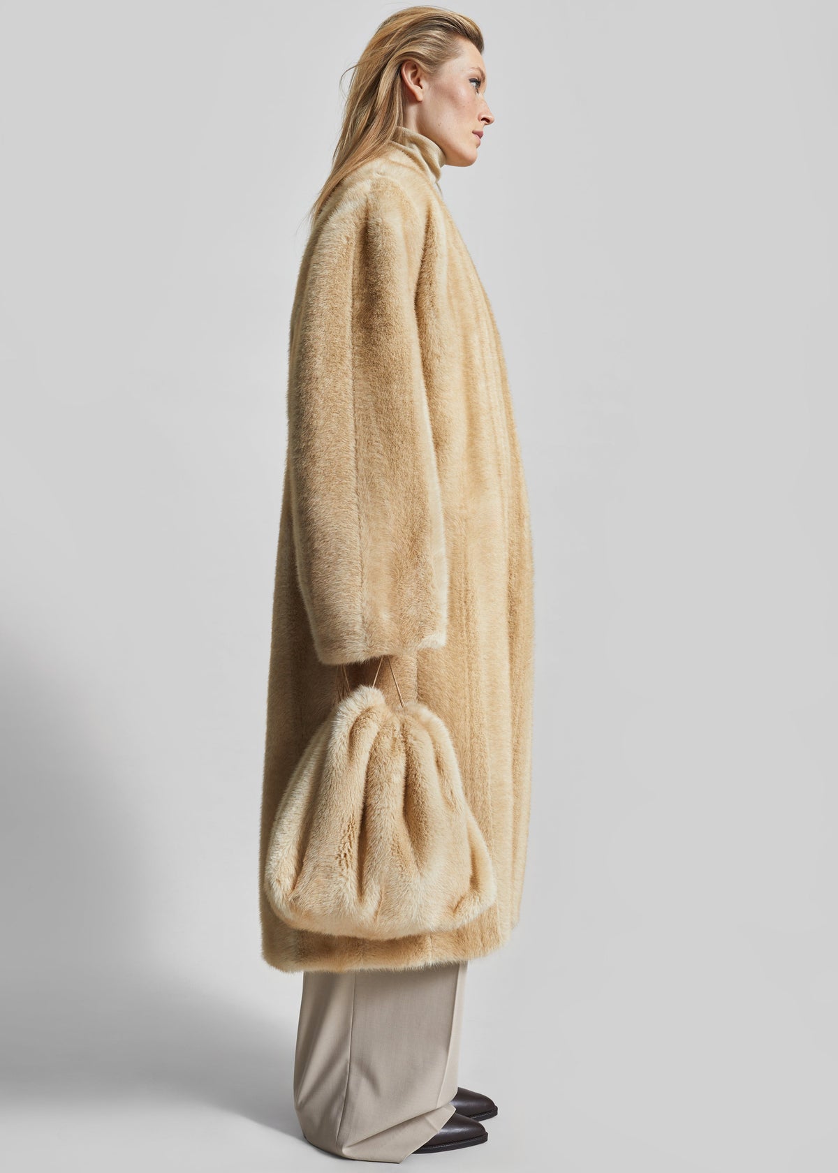 Morgan Faux Fur Small Pouch - Beige - 4