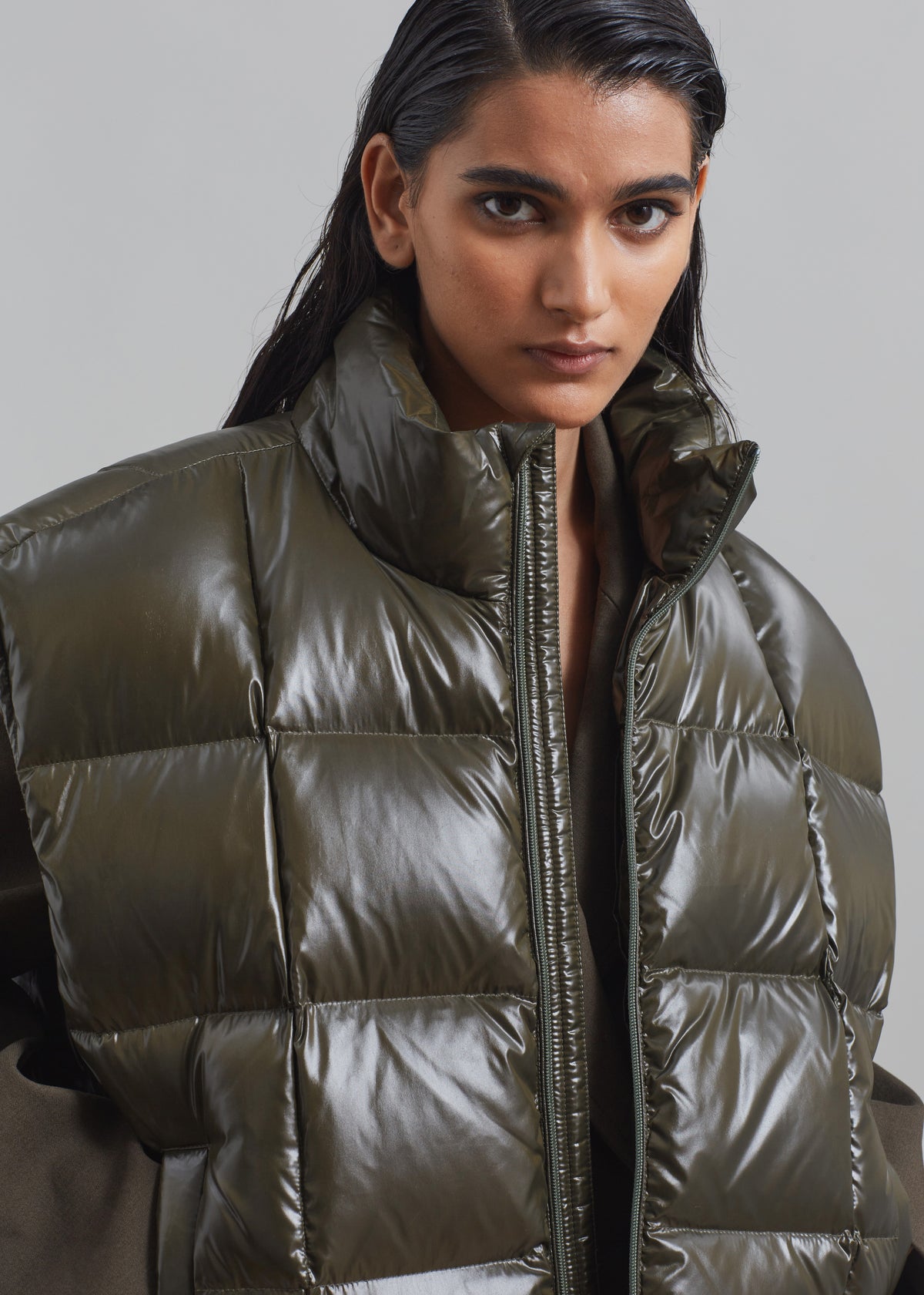 Naomi Puffer Vest - Olive - 3