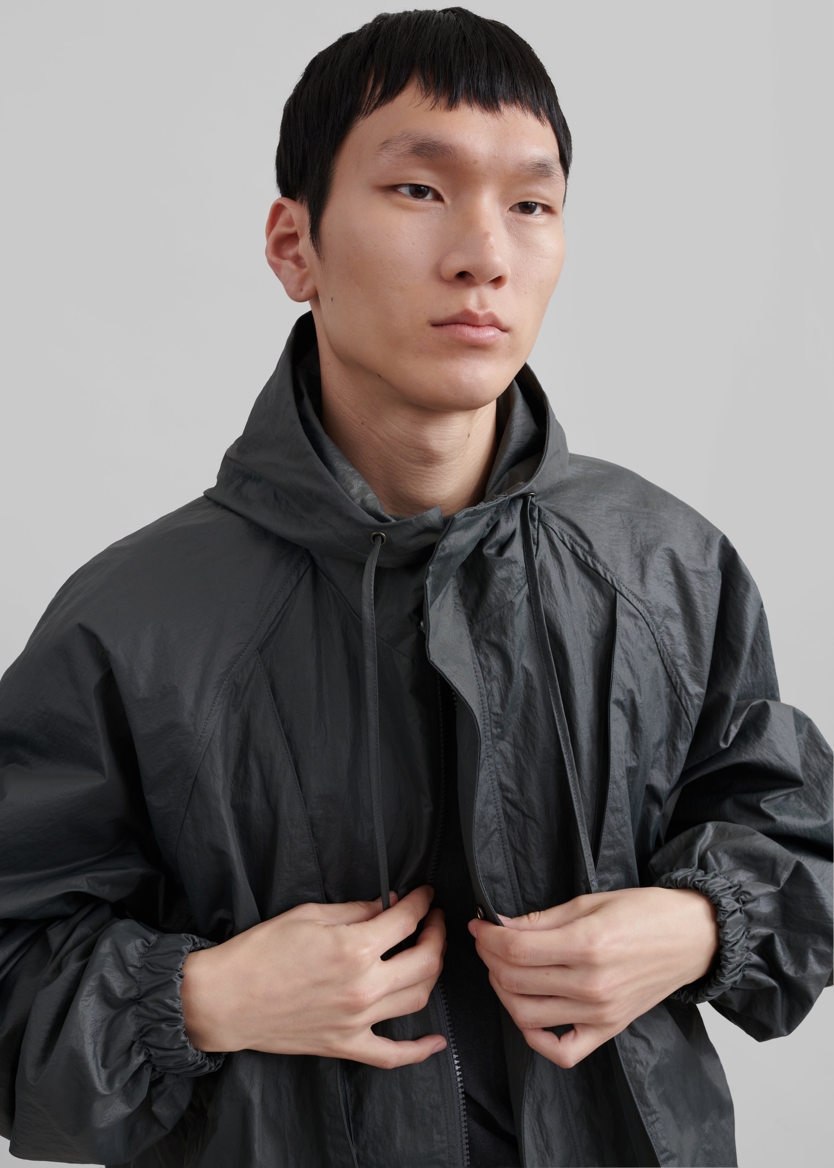 Nate Windbreaker - Charcoal - 5