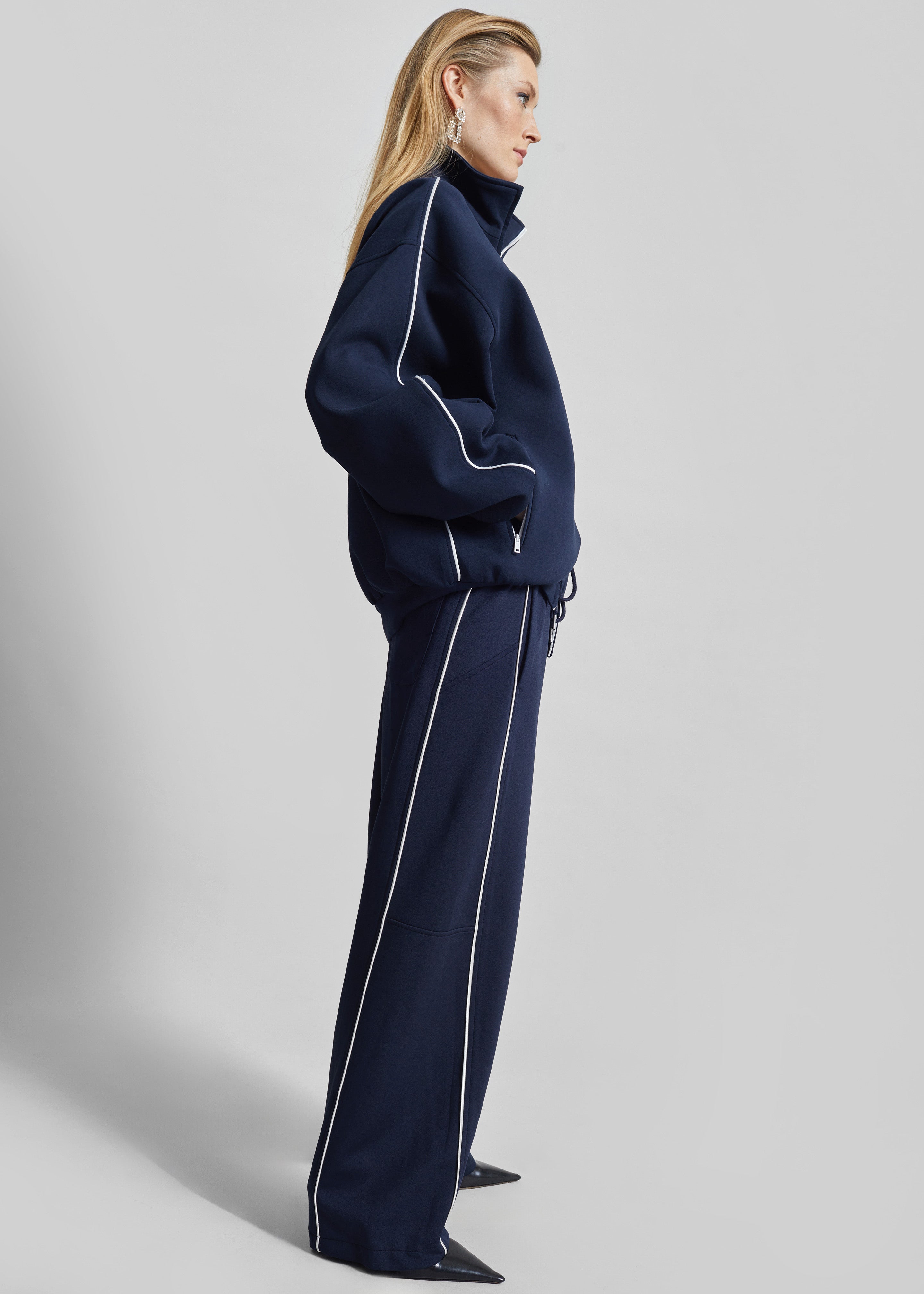 Nayen Zip-Up Jacket - Navy – The Frankie Shop Europe