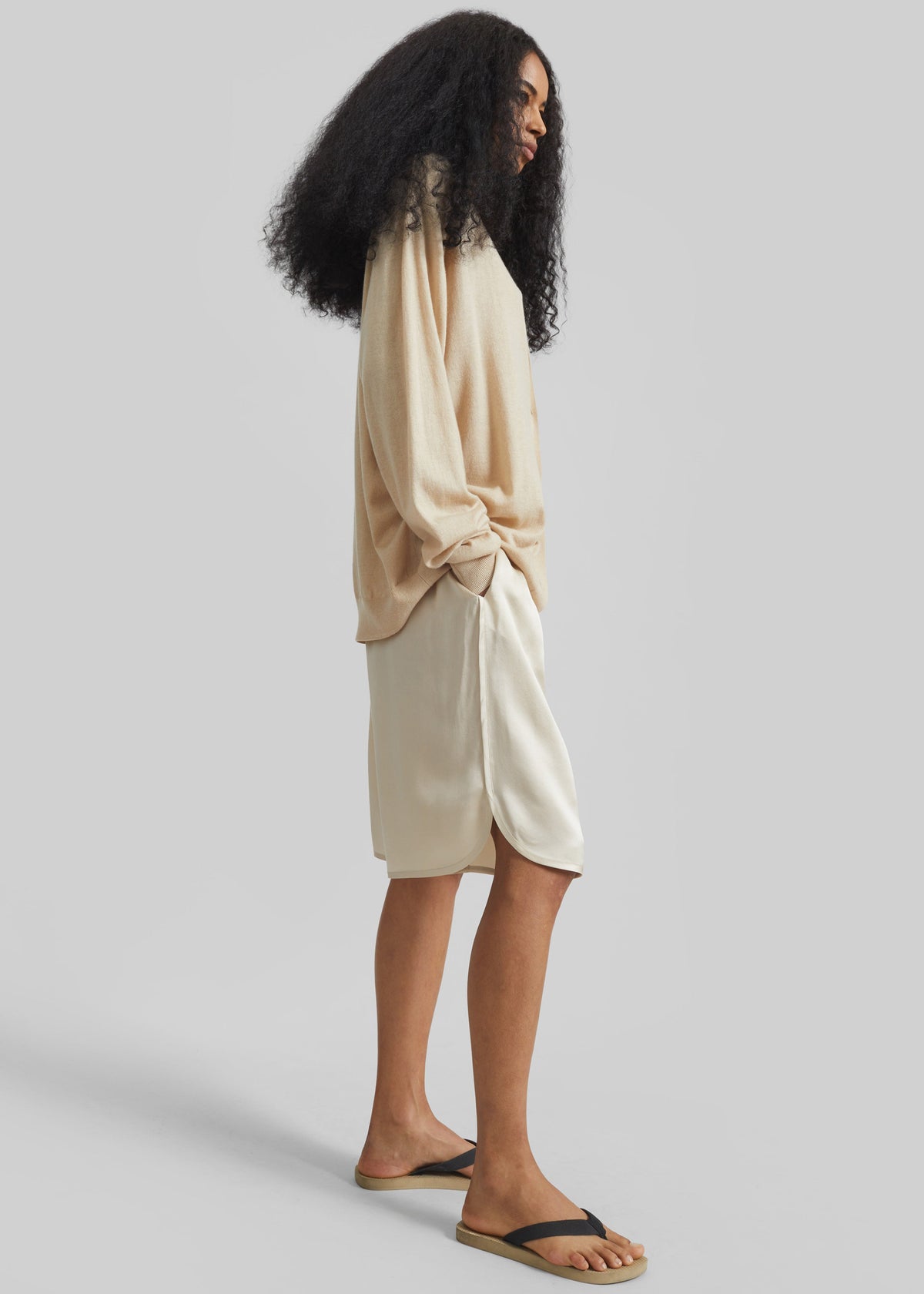 Nelis Silk Bermuda Shorts - Champagne - 5