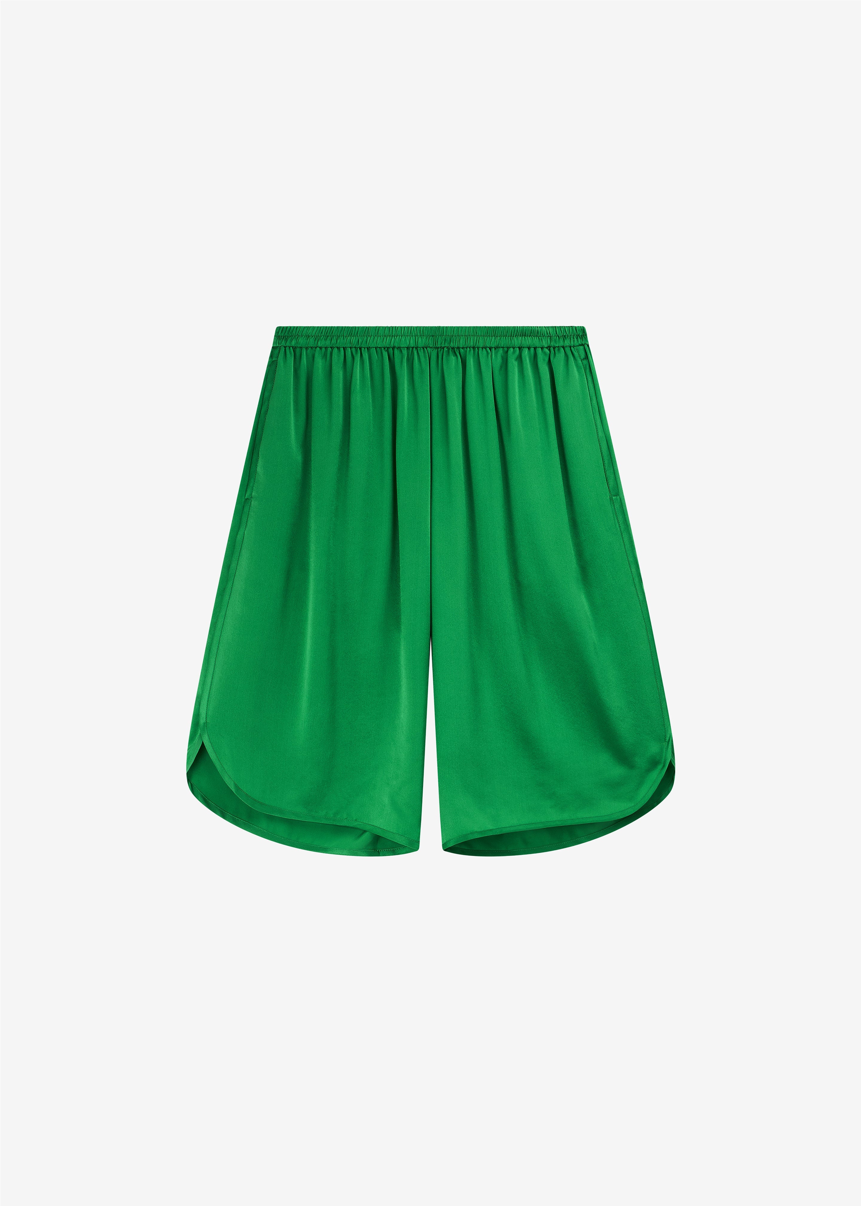 Nelis Silk Bermuda Shorts - Kelly Green - 10