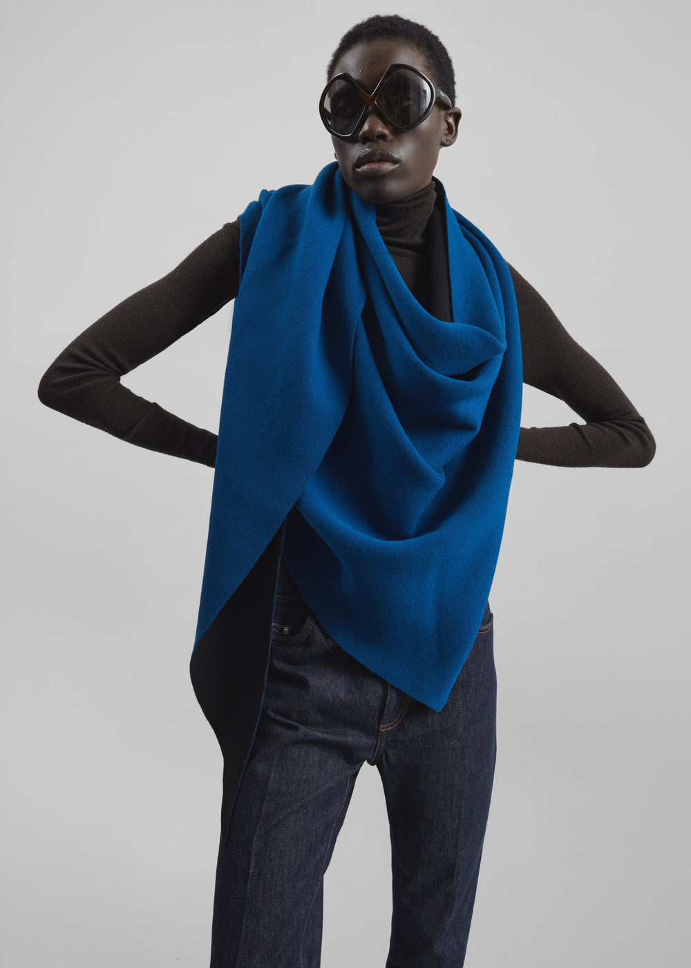 Nella Reversible Shawl - Black/Blue - 1