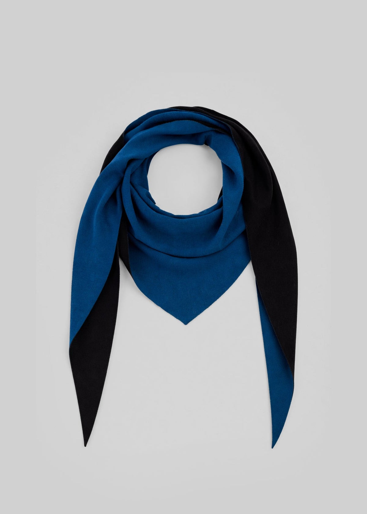 Nella Reversible Shawl - Black/Blue - 3