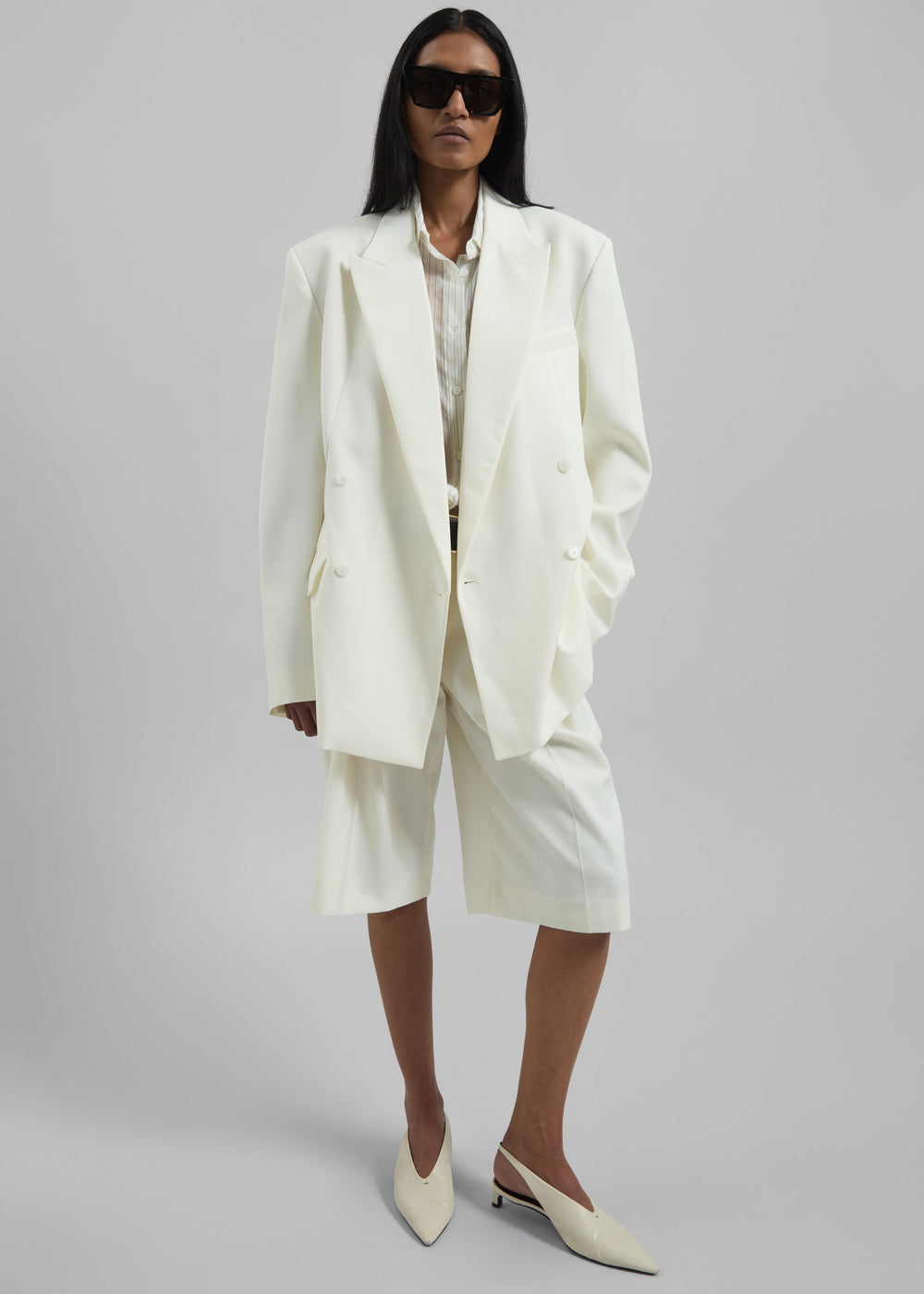 Bilbao Pleated Bermuda Shorts - Off White