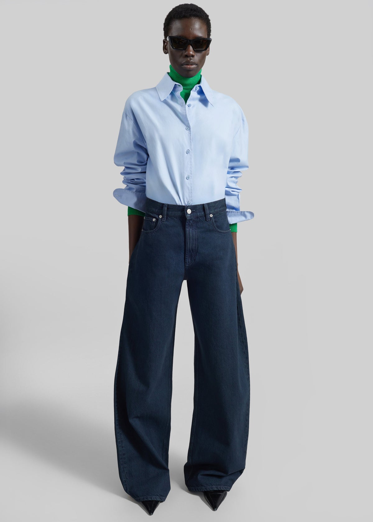 Nick Barrel Leg Jeans - Dark Wash