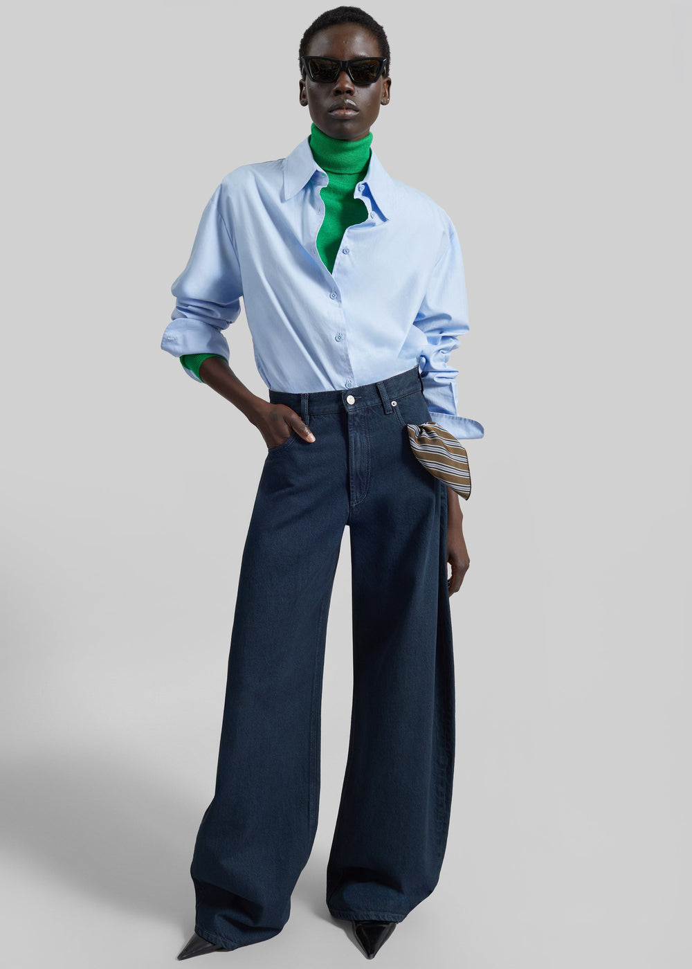 Nick Barrel Leg Jeans - Dark Wash
