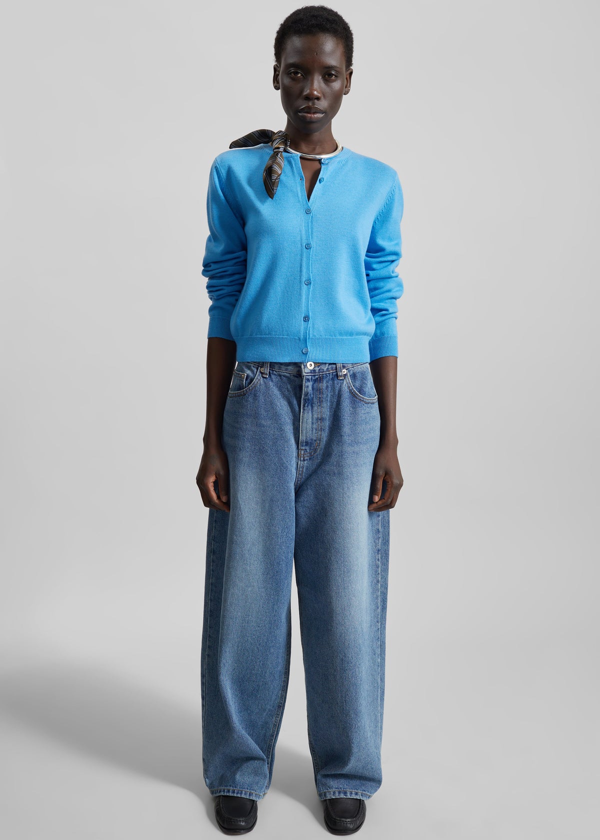 Nomi Thin Knit Cardigan - Blue