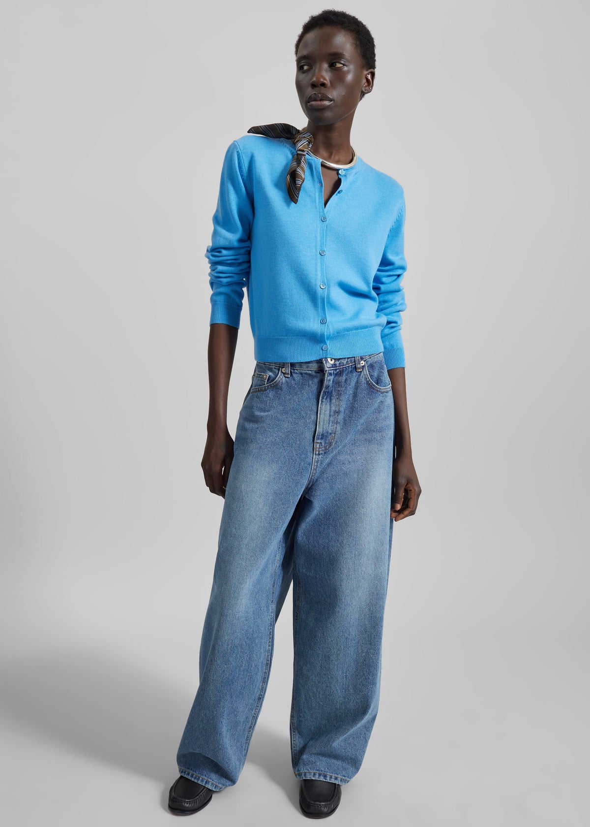Nomi Thin Knit Cardigan - Blue