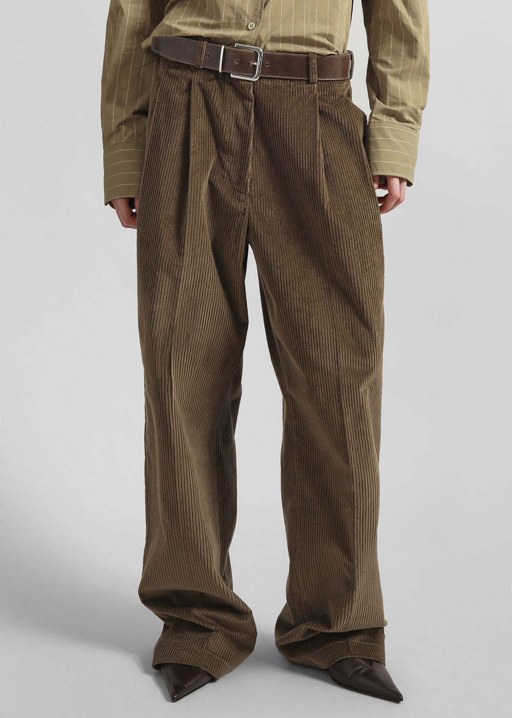 Norstrand Pleated Corduroy Trousers - Olive - 1