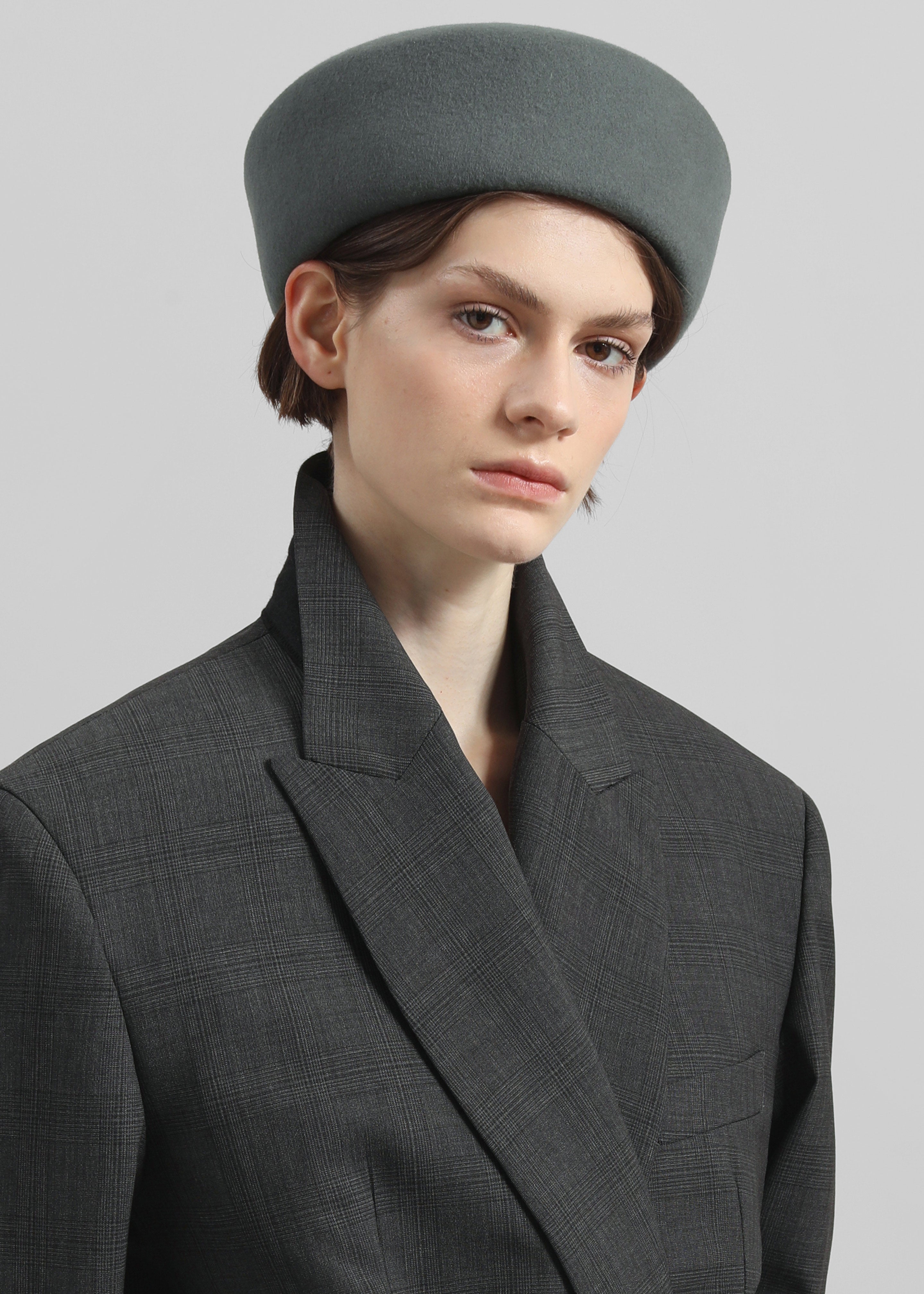 Noxley Pillbox Hat - Grey – The Frankie Shop Europe
