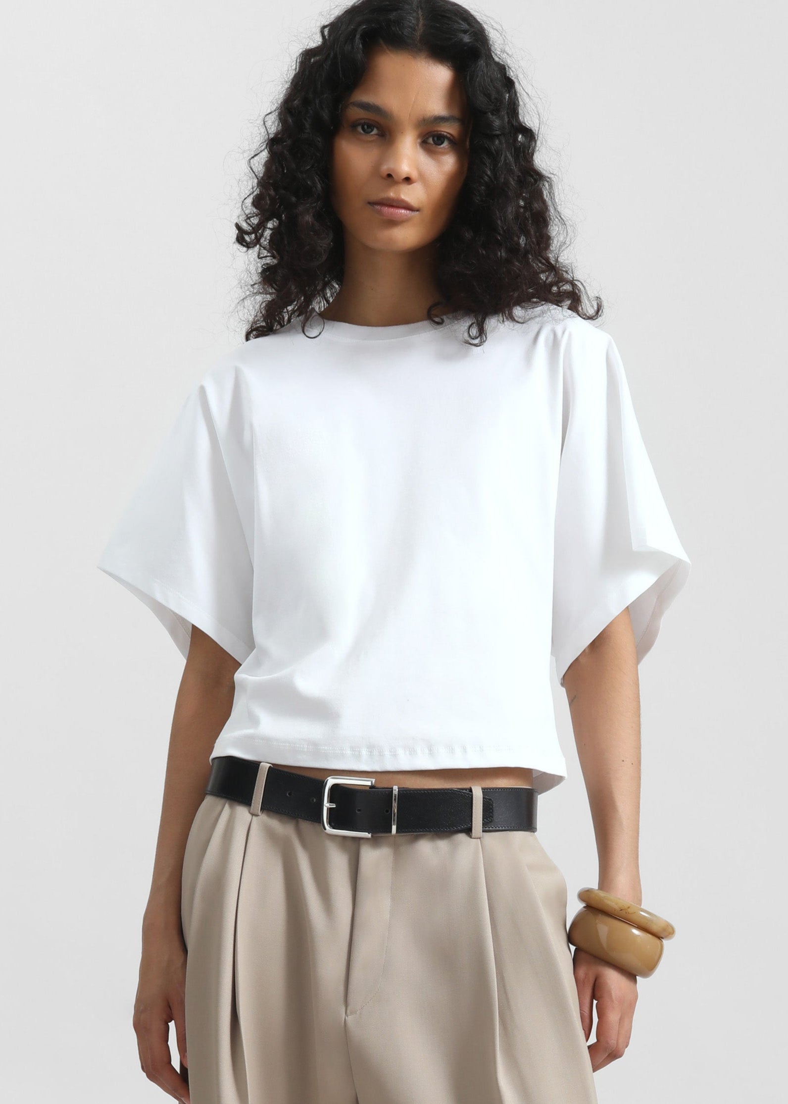 美品chiiiibag Dolman Sleeve Dungaree Shirt Noya Dolman Sleeve Tee - White – The Frankie Shop Europe