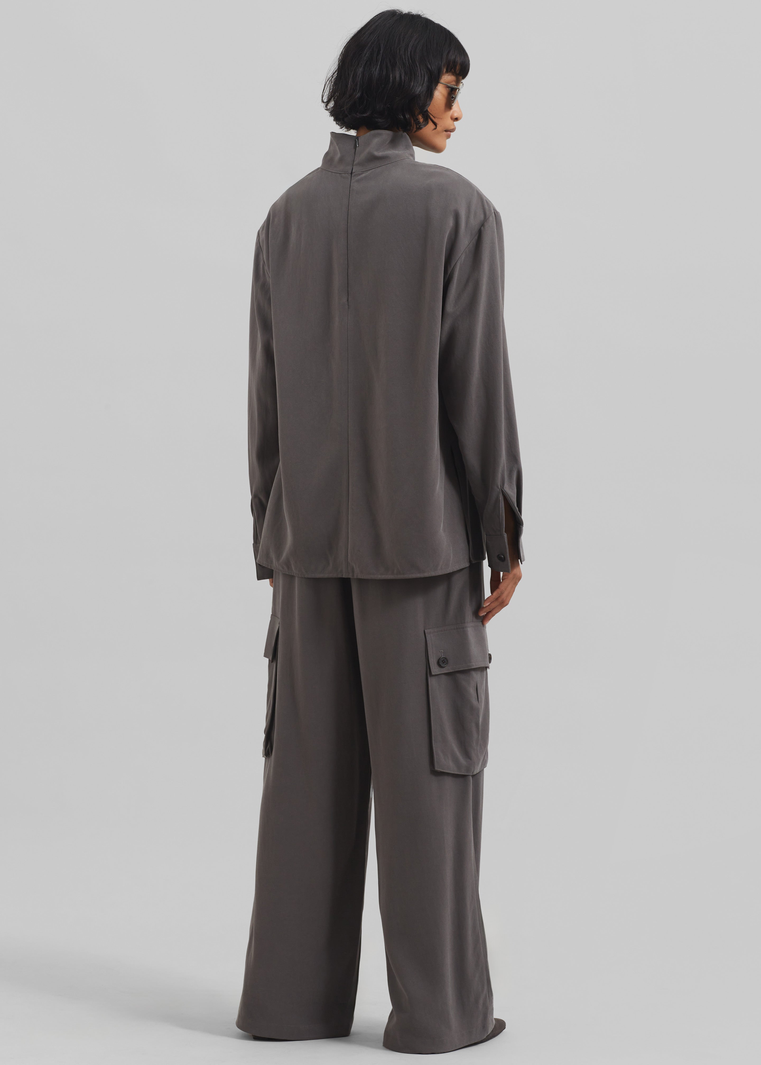Nyro Cargo Pants - Charcoal – Frankie Shop Europe