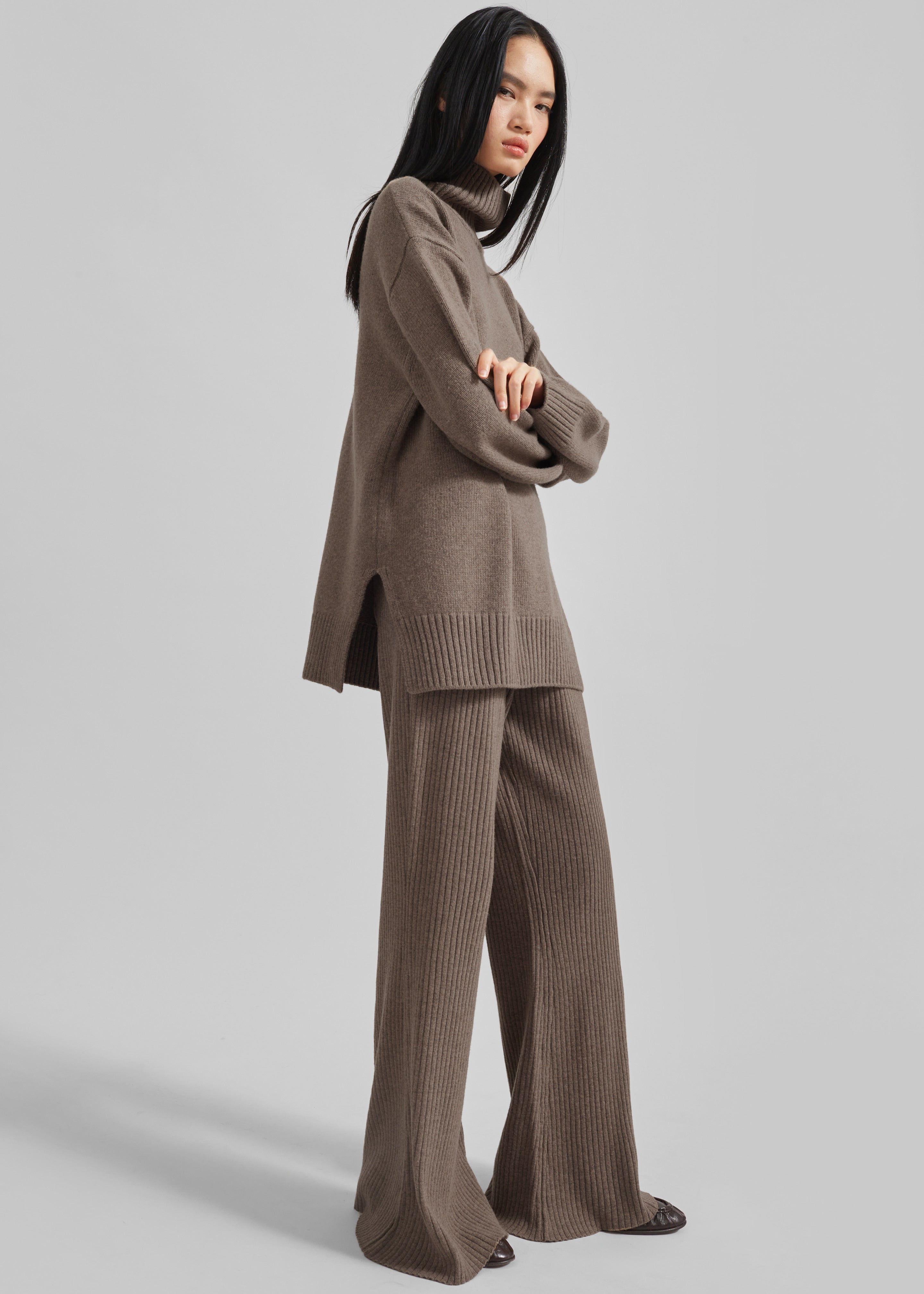 Odense Ribbed Flared Pants - Brown - 3