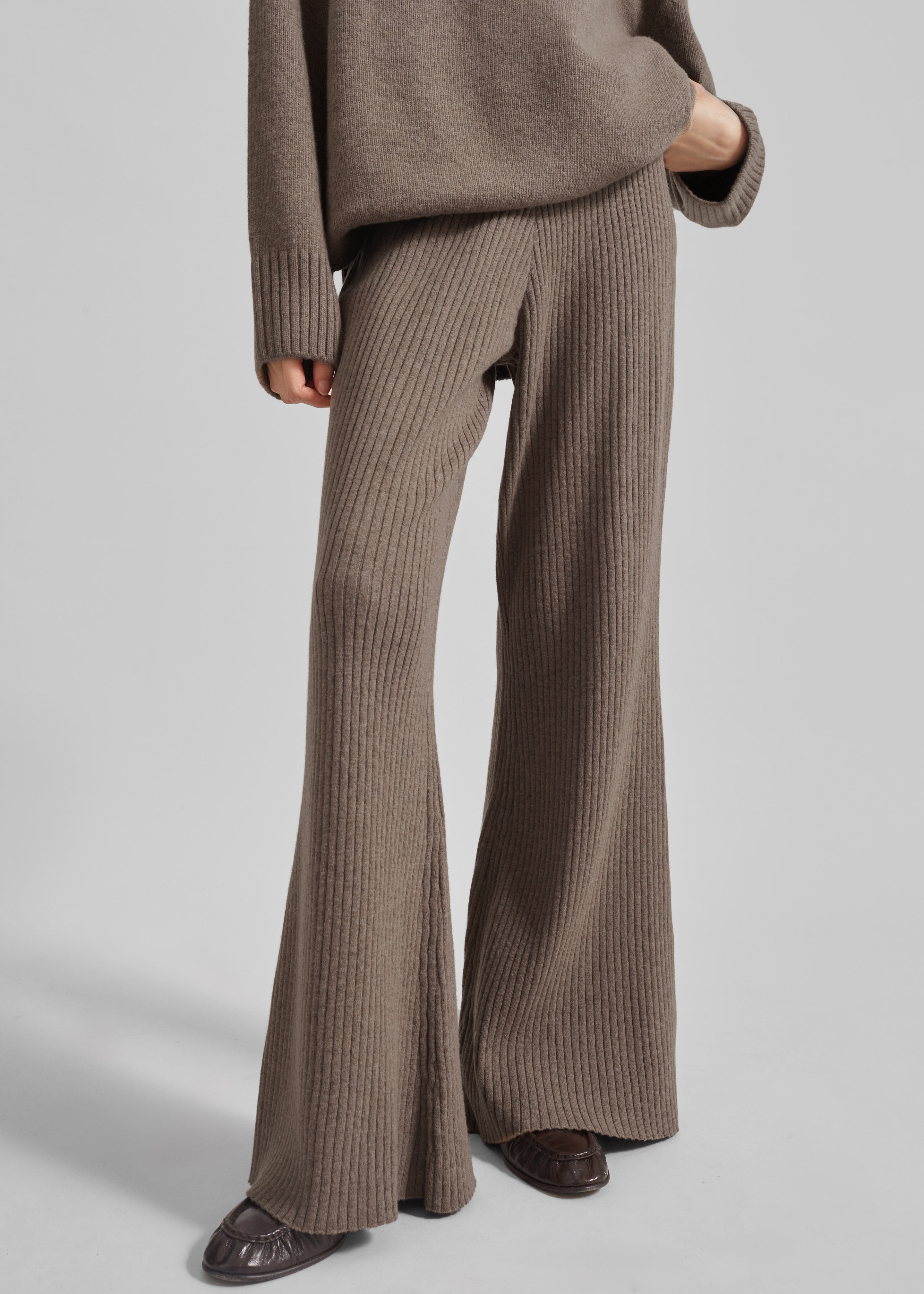 Odense Ribbed Flared Pants - Brown - 4