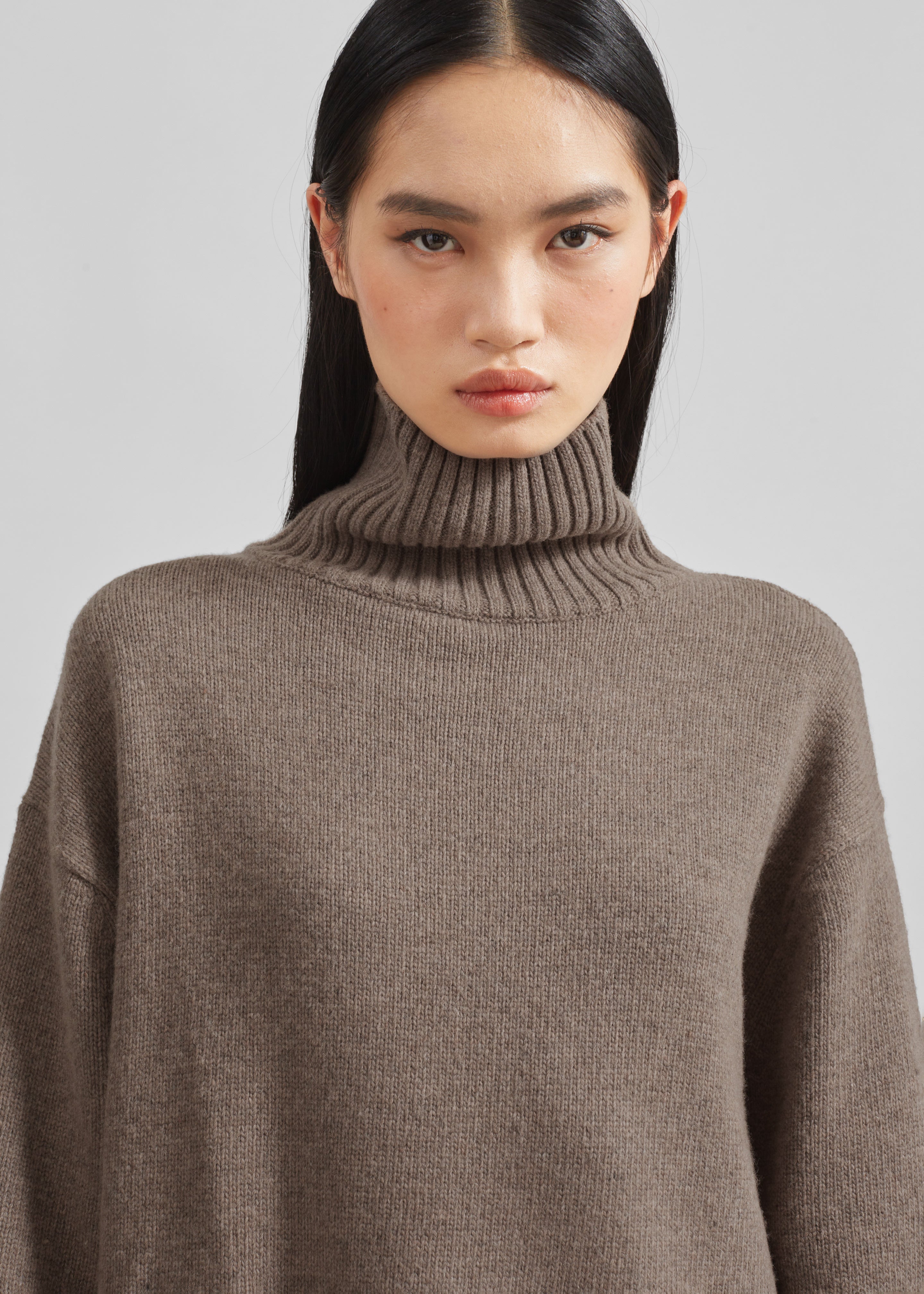 Odense Turtleneck Sweater - Brown - 3