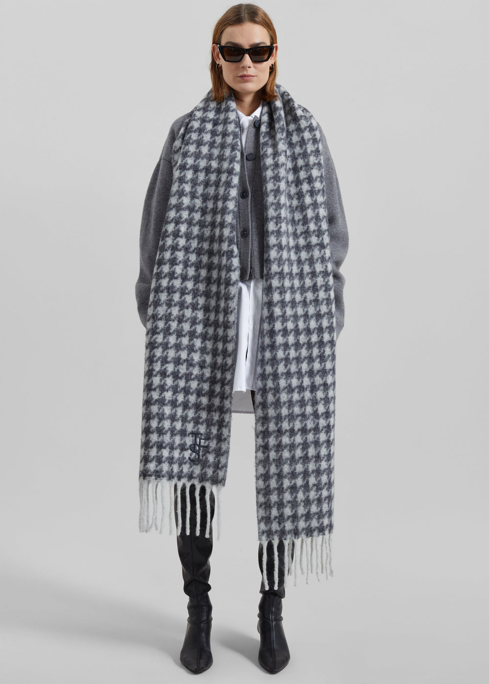 Olari Alpaca Blend Scarf - Grey Houndstooth Check - 1