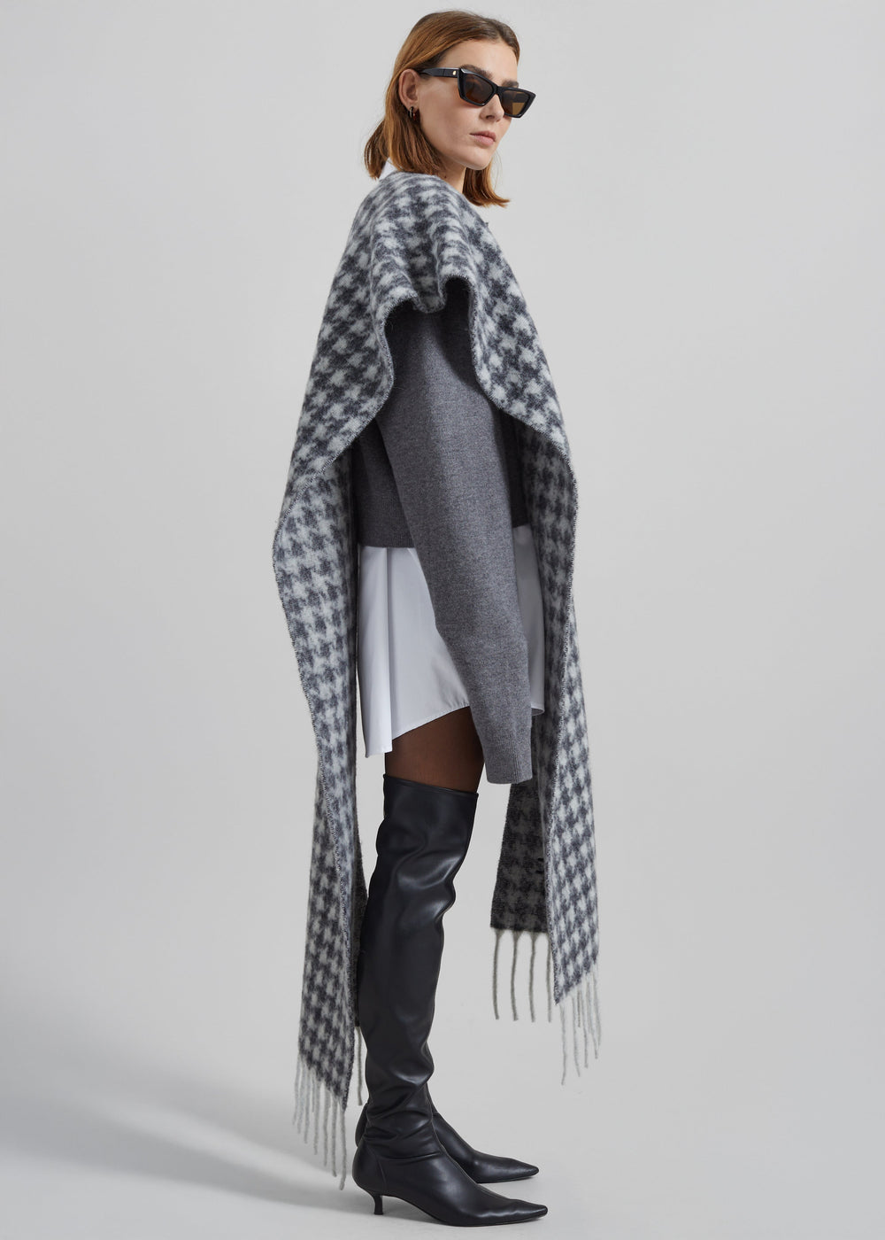 Olari Alpaca Blend Scarf - Grey Houndstooth Check - 1