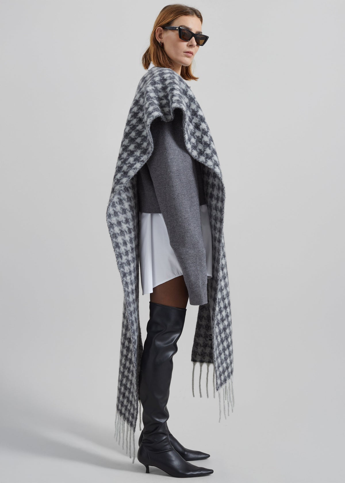 Olari Alpaca Blend Scarf - Grey Houndstooth Check - 3