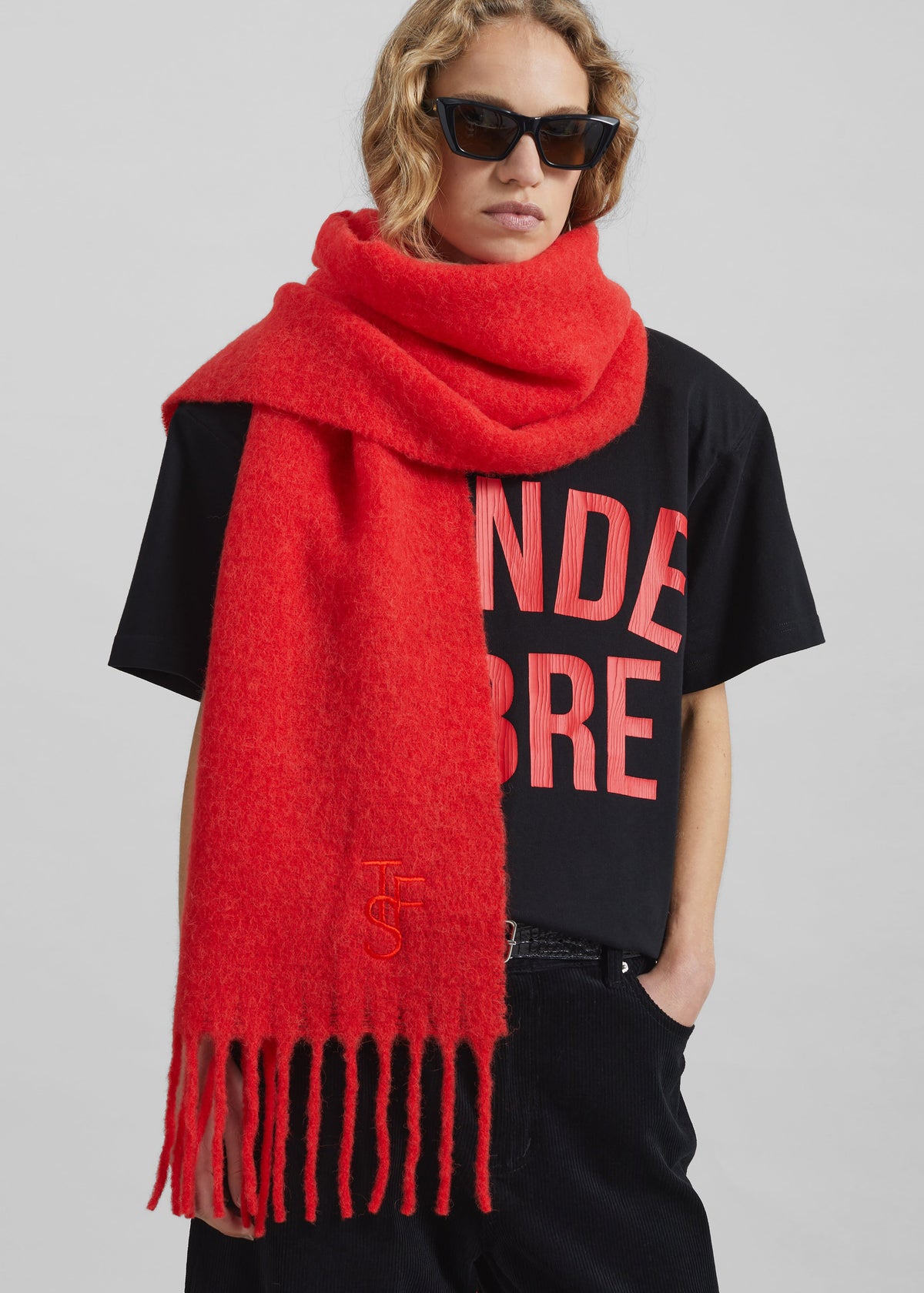 Olari Alpaca Blend Scarf - Red