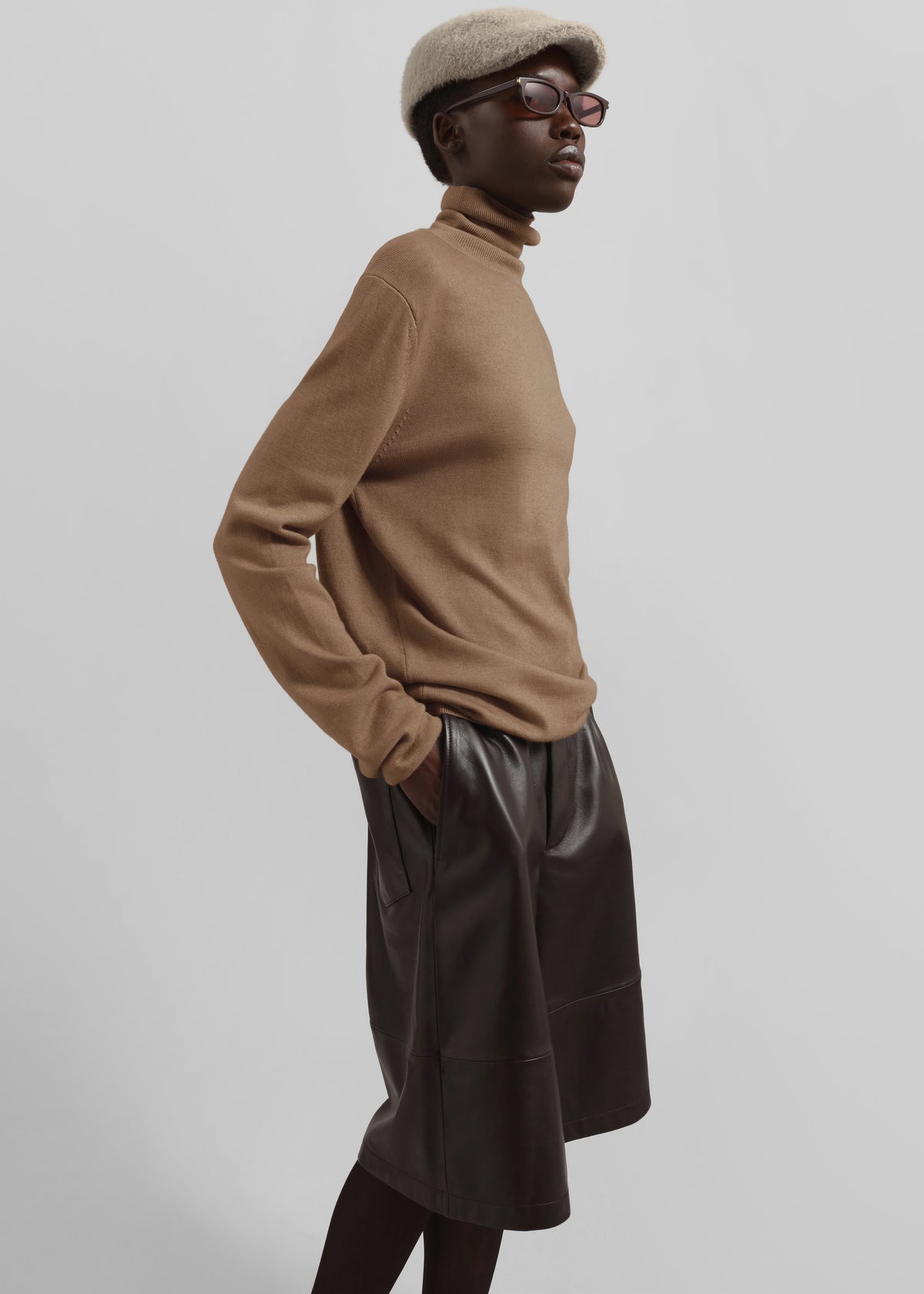 Olivia Leather Bermuda Shorts - Dark Brown - 5