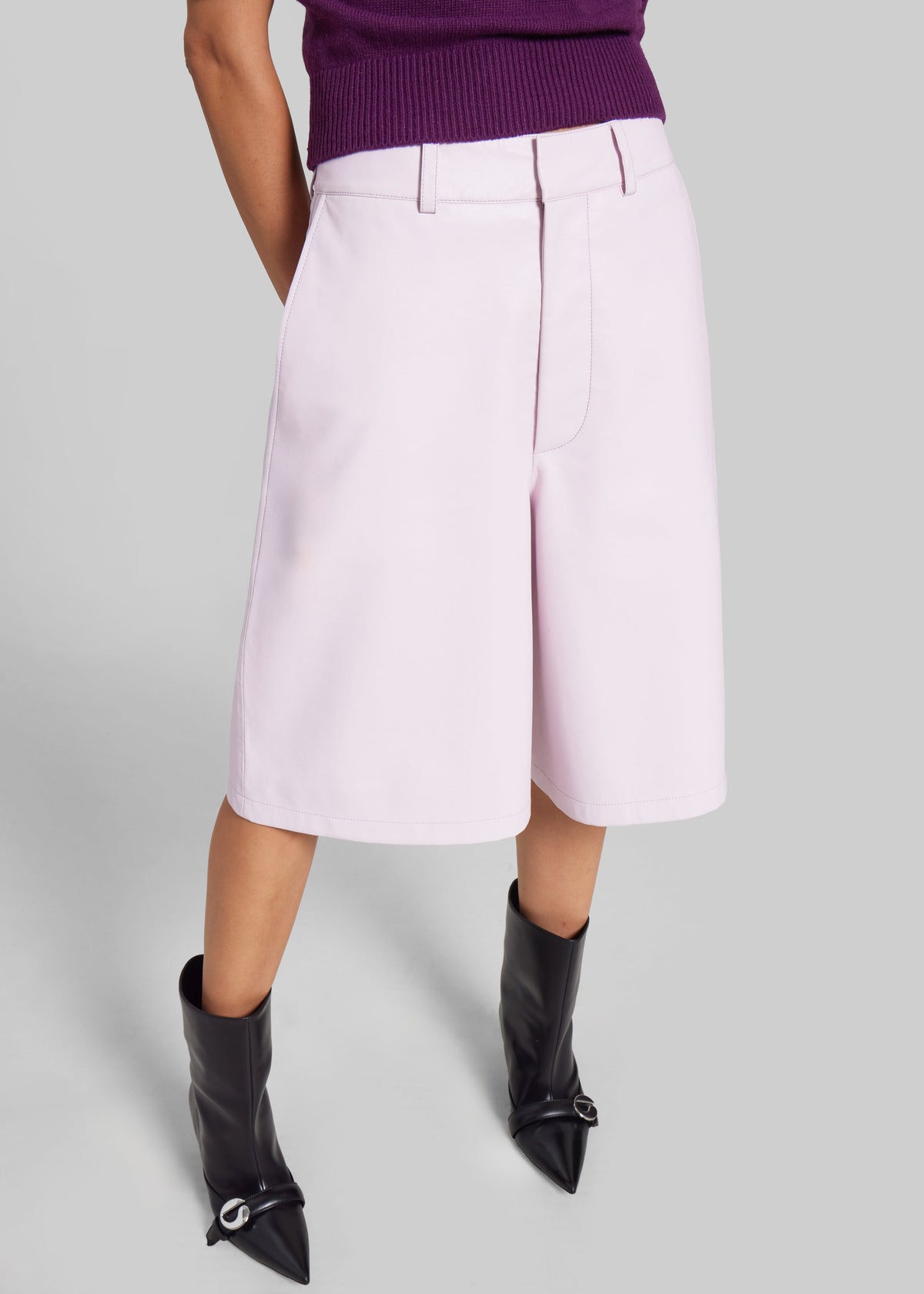 Olivia Leather Bermuda Shorts - Faded Pink - 3