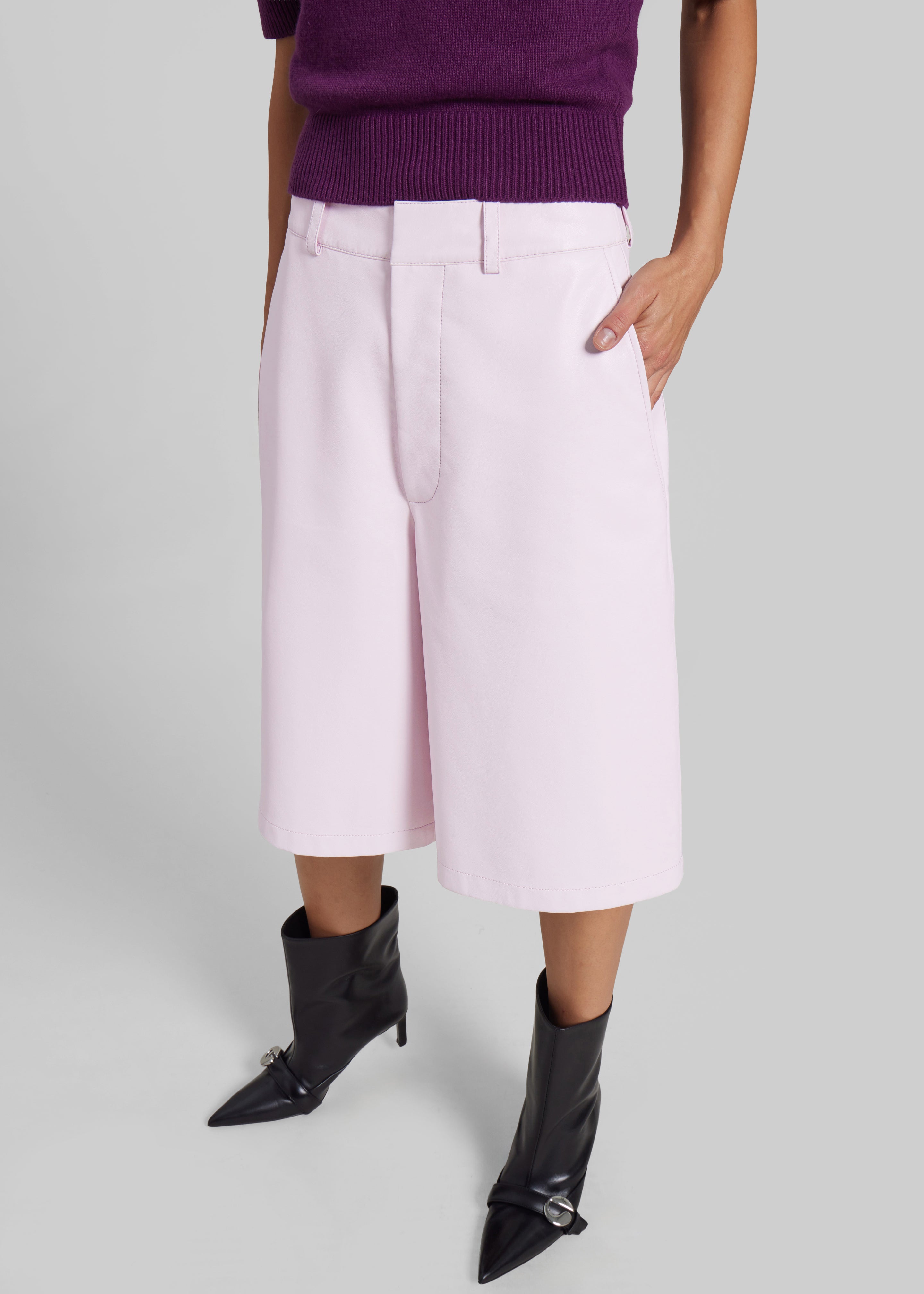 Olivia Leather Bermuda Shorts - Faded Pink - 6