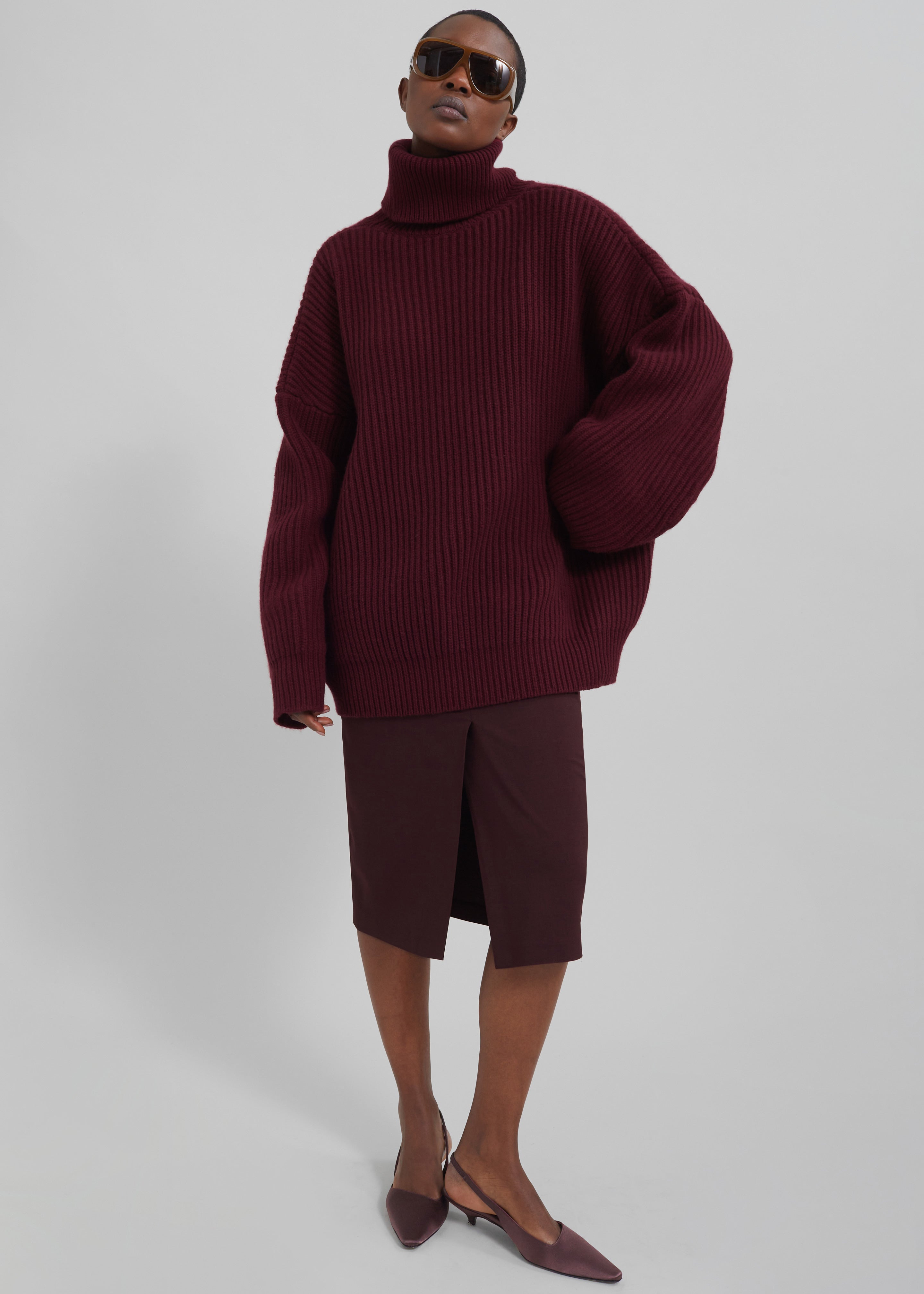 Olney Oversized Wool Turtleneck - Burgundy - 9